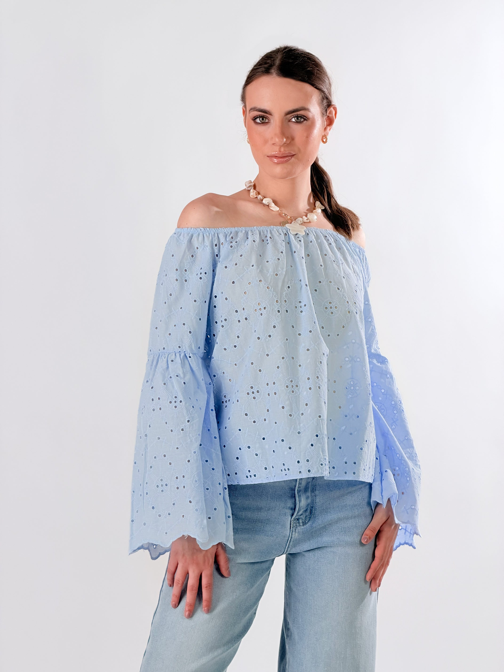 Blusa Scollo a barca pizzo san Gallo|Colore:Celeste