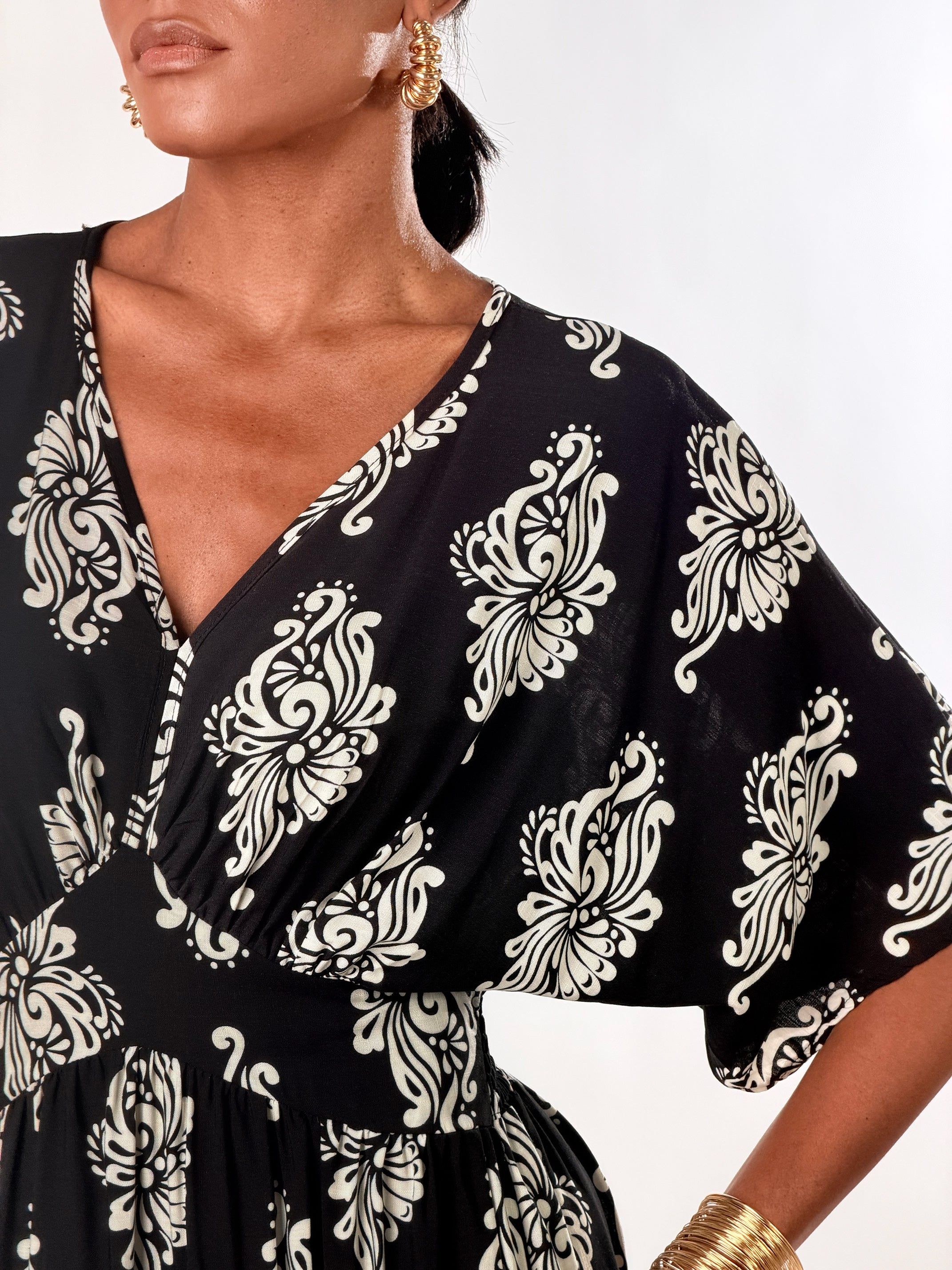 Vesttio Summer border print|Colore:Nero