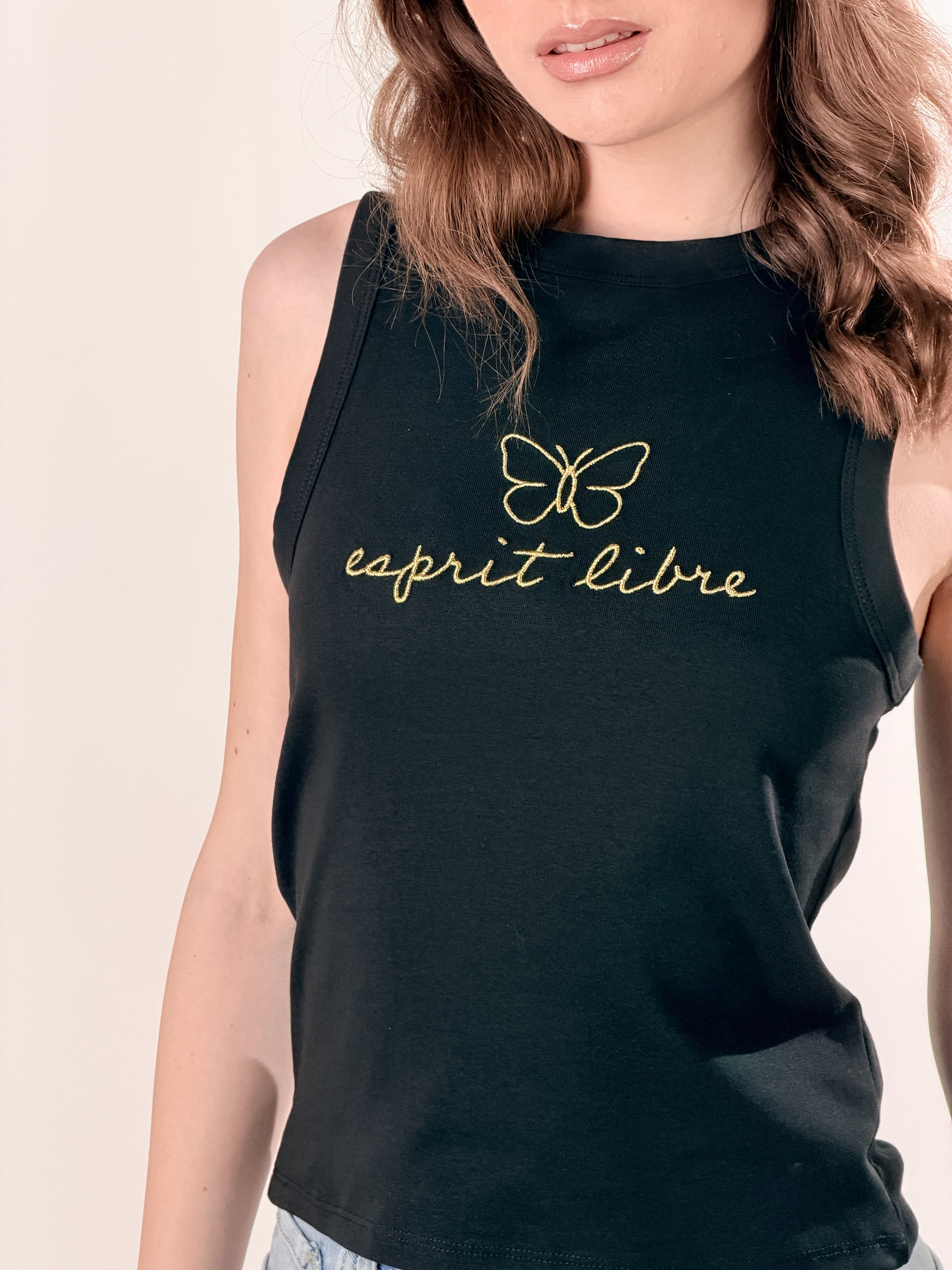Top con ricamo dorato|Colore:Nero