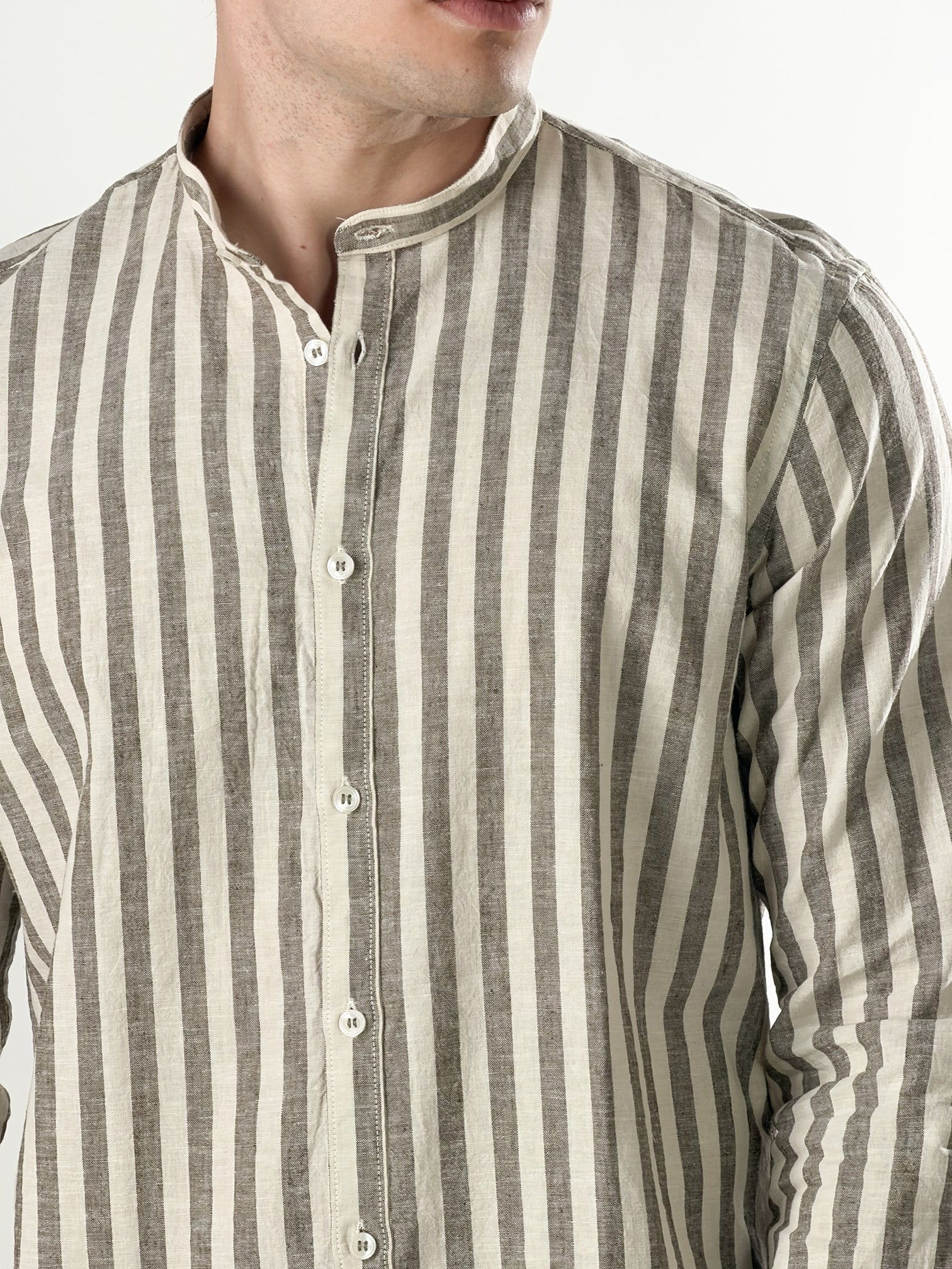 Camicia righe medie di Lino collo coreana|Colore:Marrone