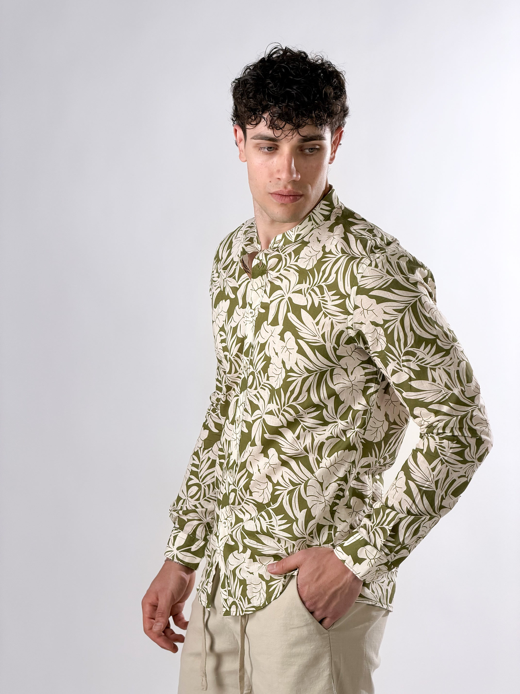 Camicia collo coreana con stampa verde oliva|Colore:Verde militare