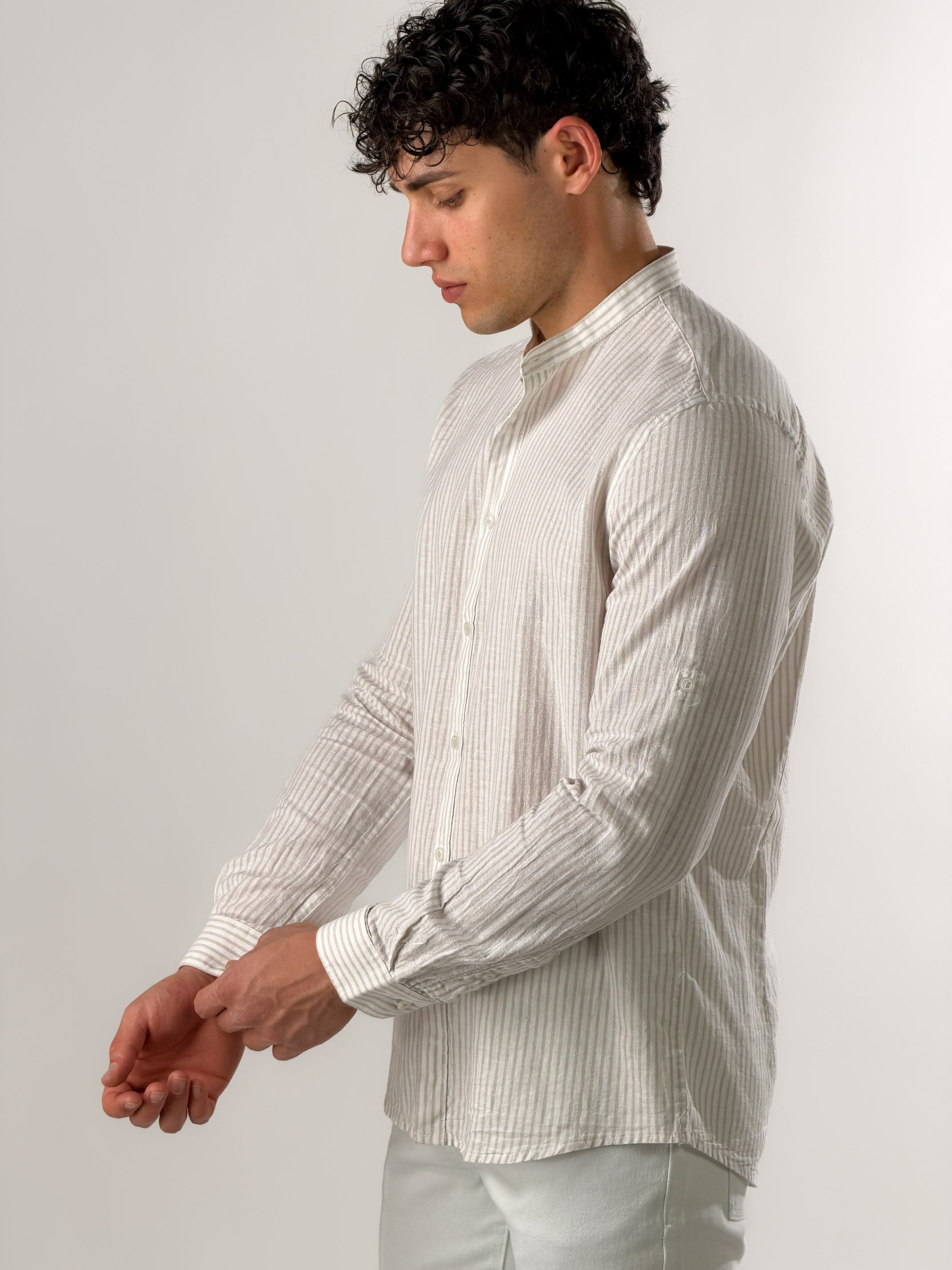 Camicia con maniche martingala|Colore:Beige