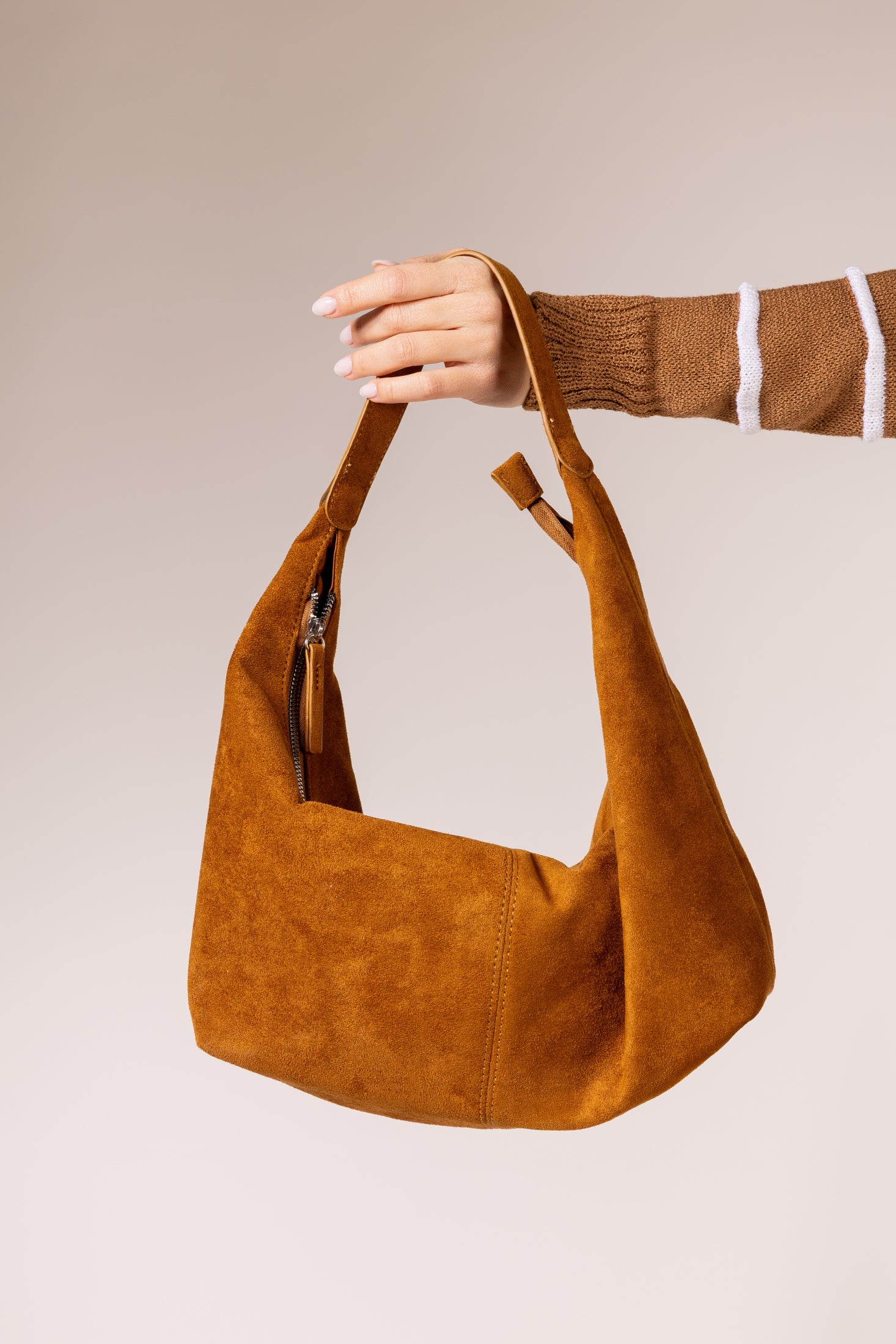 Borsa mezza luna effetto camoscio|Colore:Camoscio