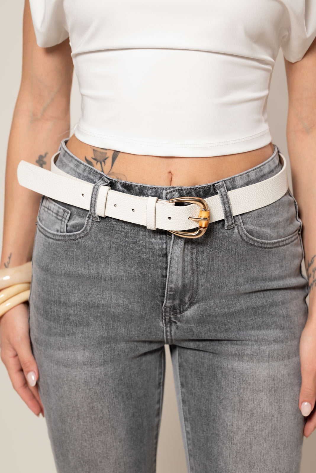 Cintura con dettgalio effetto bambù|Colore:Bianco/oro