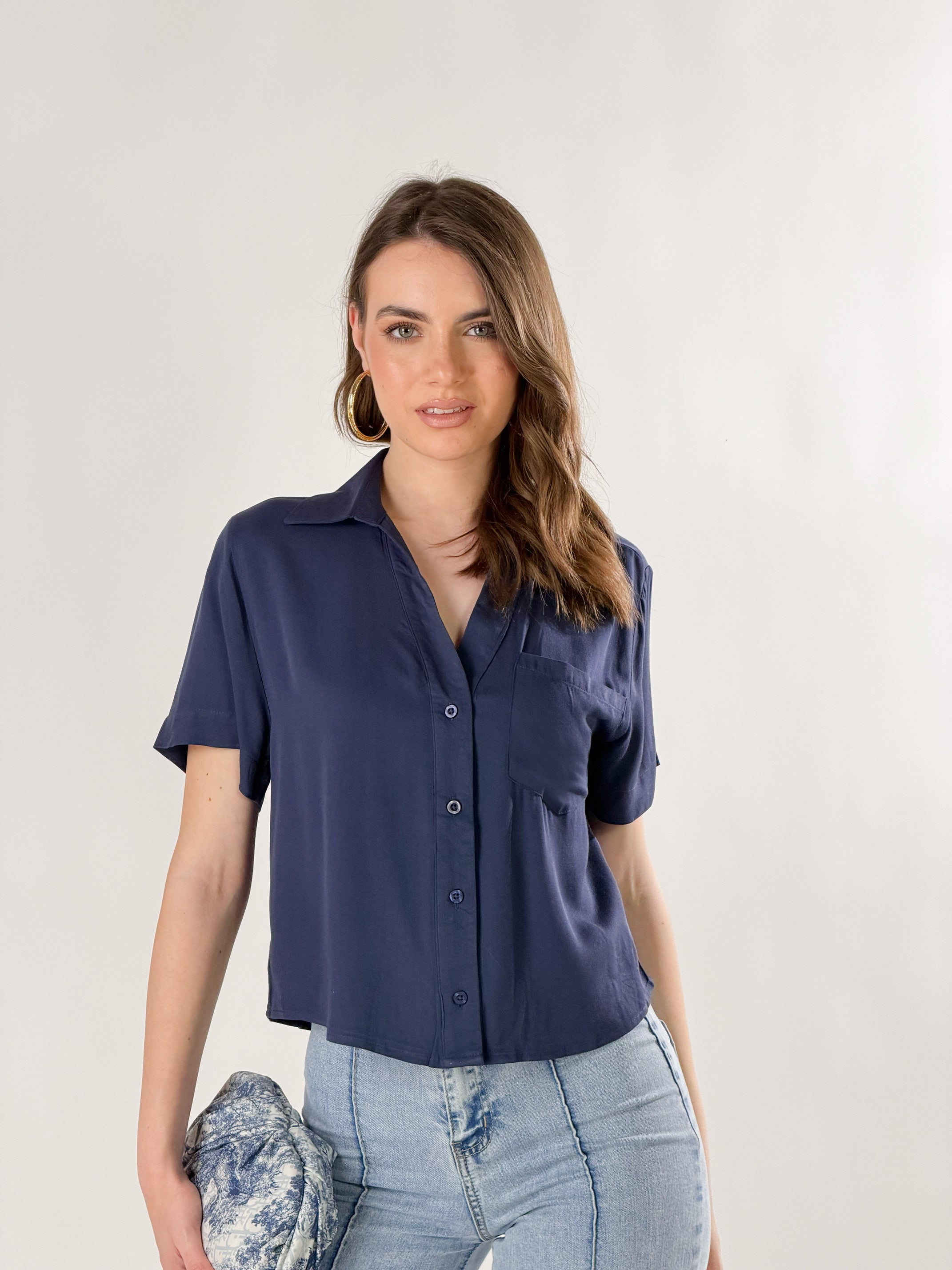 Camicia crop mono taschino|Colore:Blu navy