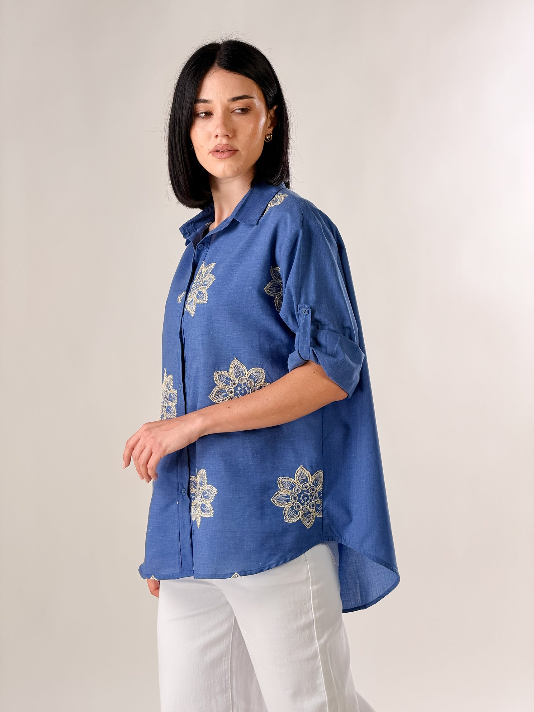 Camicia con ricami oro e avorio|Colore:Denim