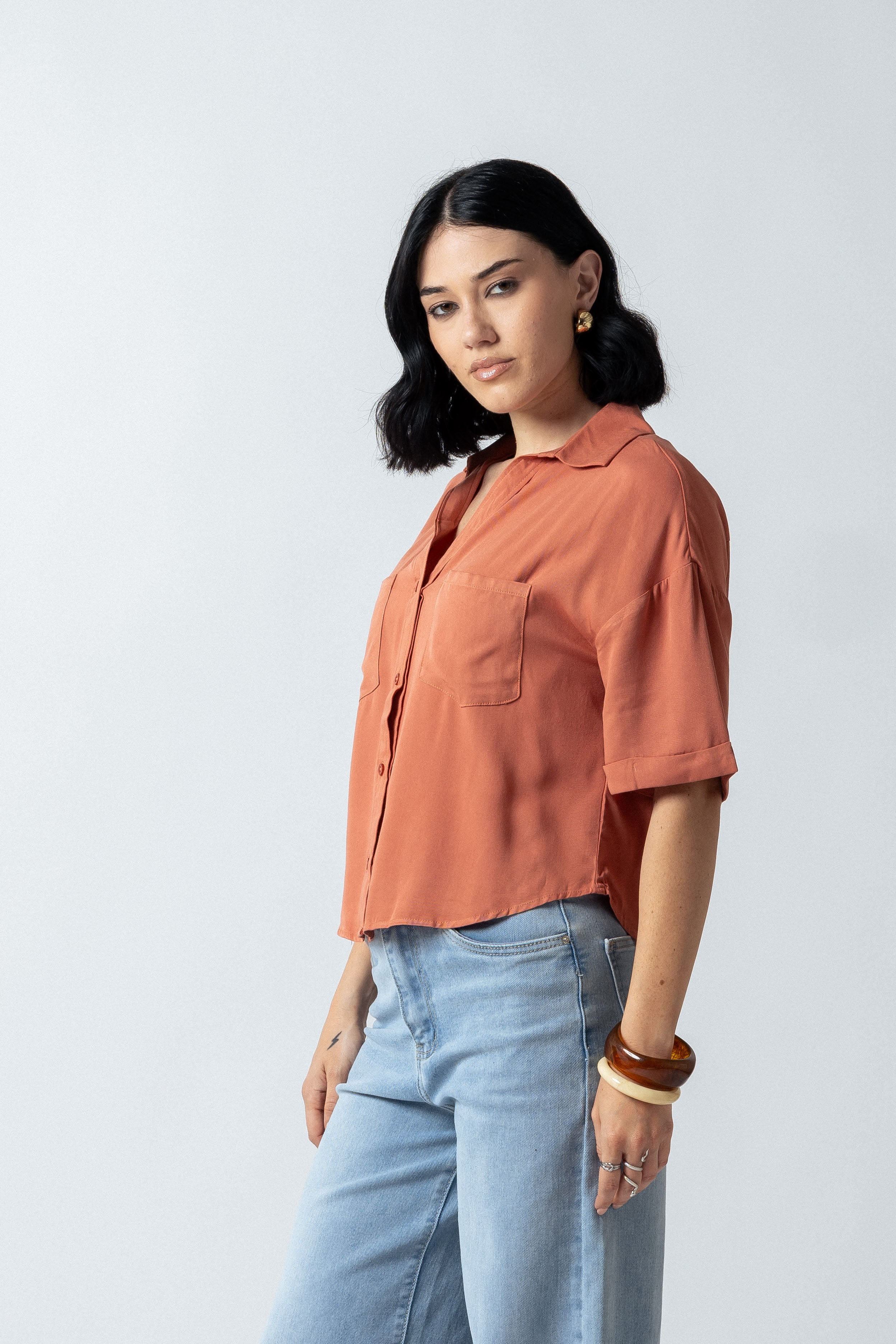 Camicia over crop con tasche|Colore:Terracotta