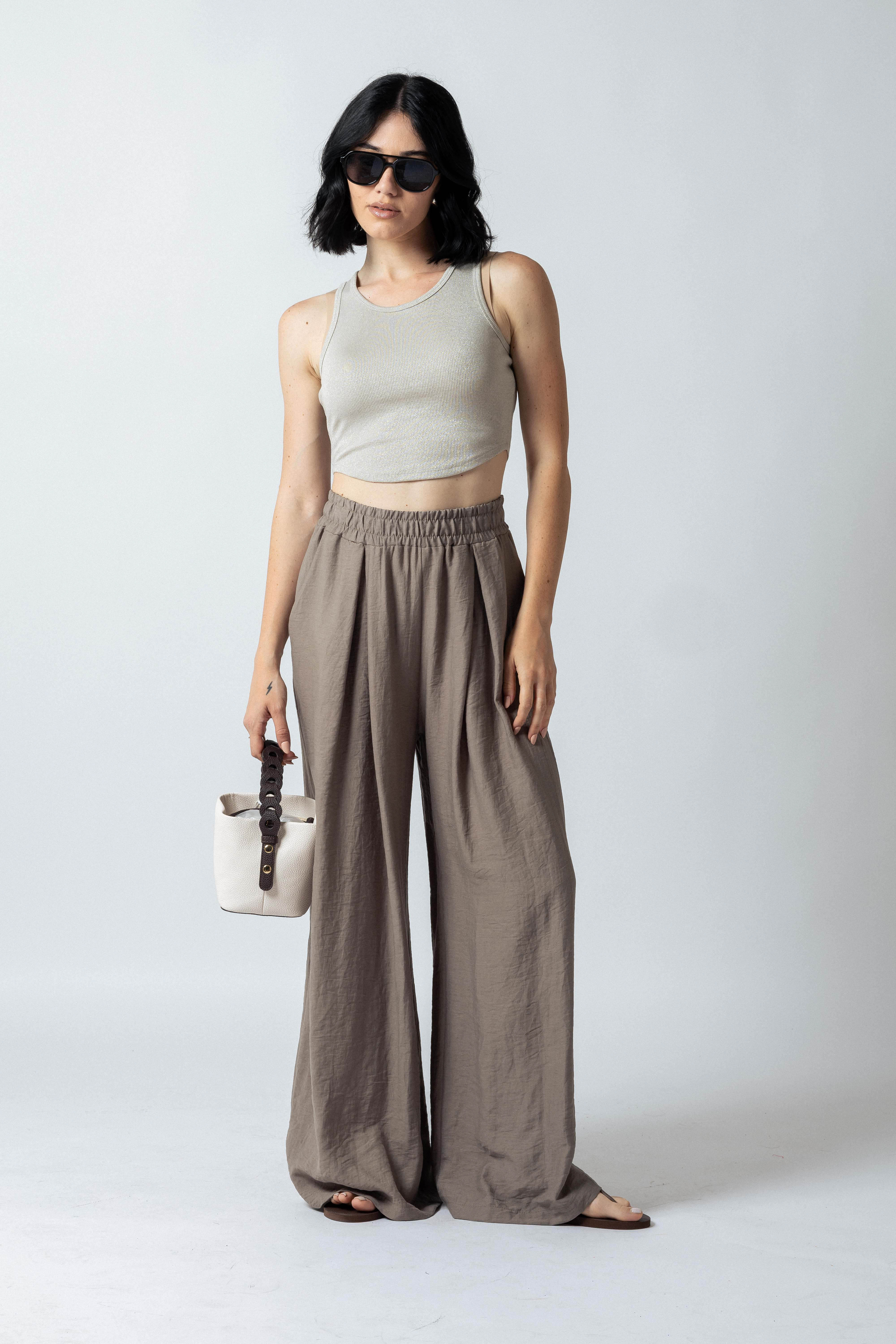 Top con orlo curvato|Colore:Beige