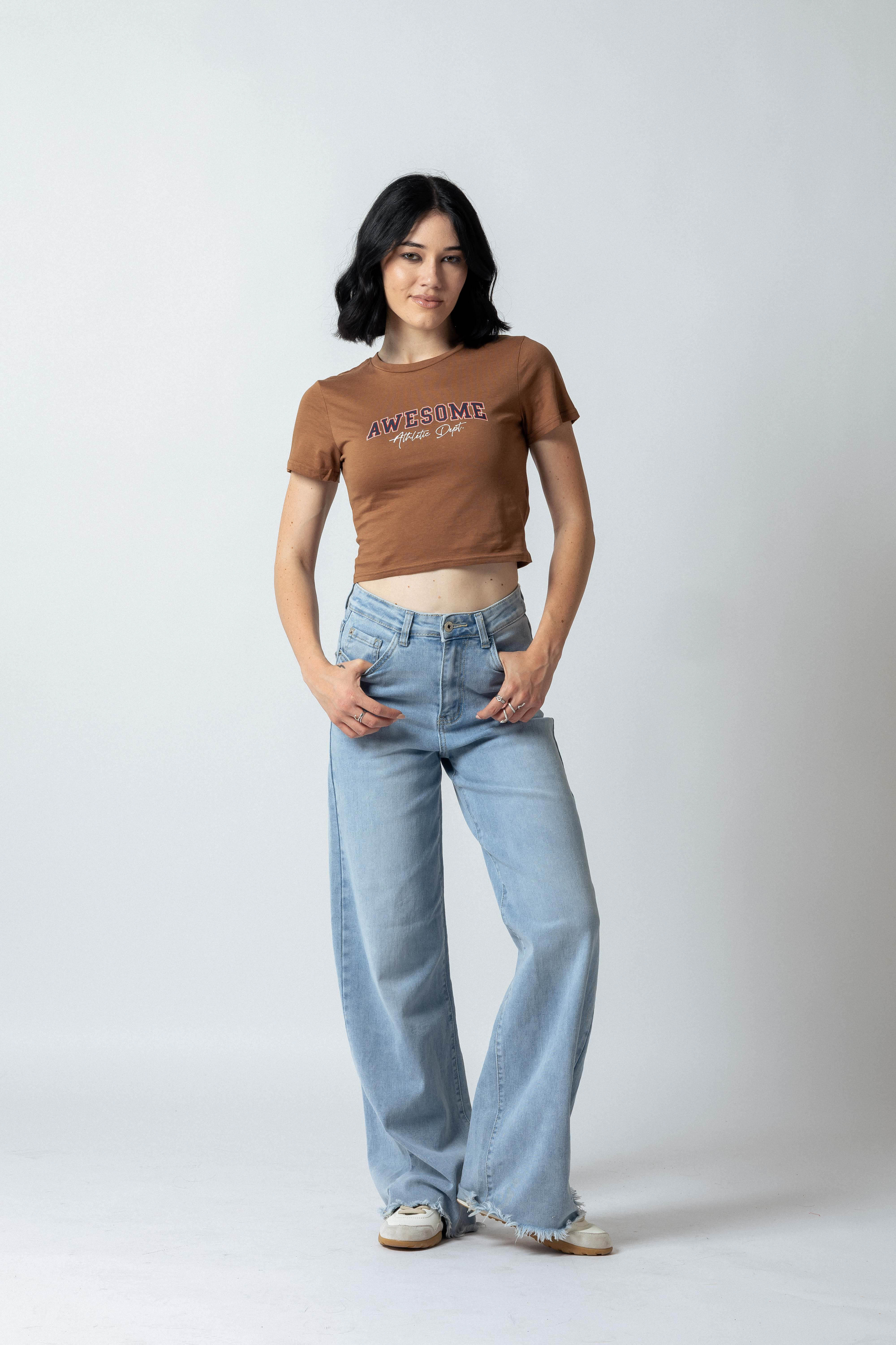 T-Shirt crop con stampa|Colore:Nocciola