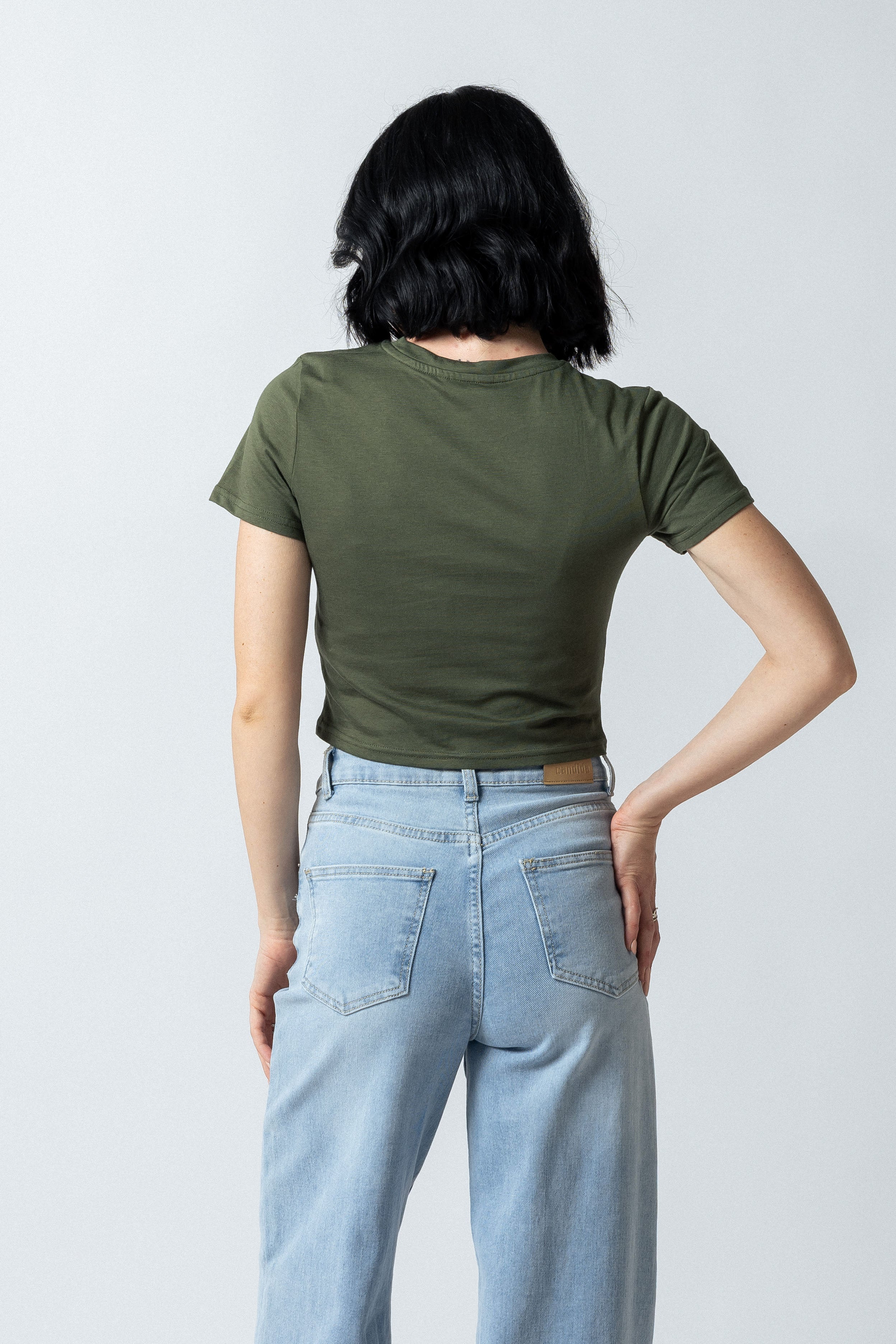 T-Shirt crop con stampa|Colore:Verde militare