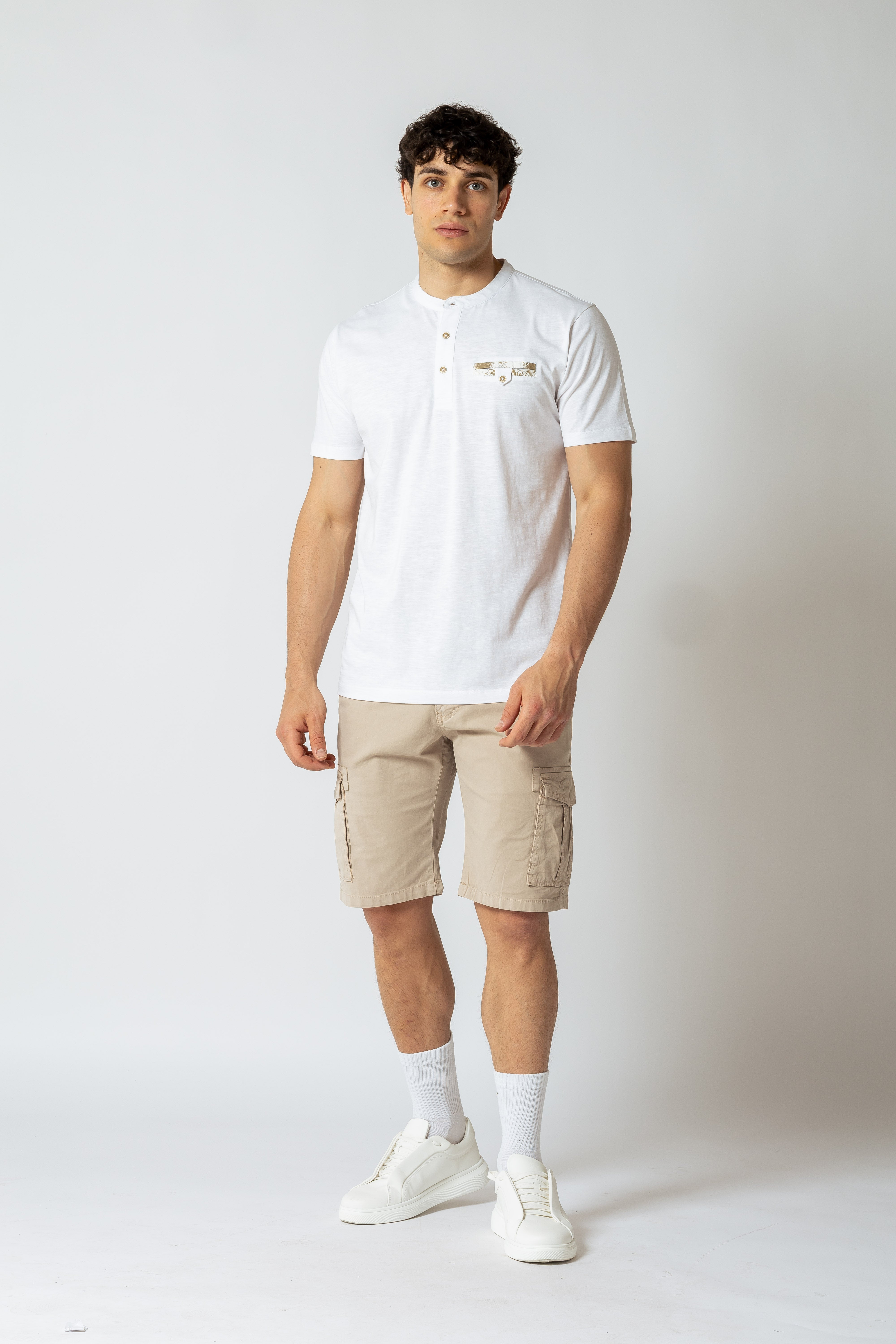 T-shirt serafino con taschino|Colore:Bianco