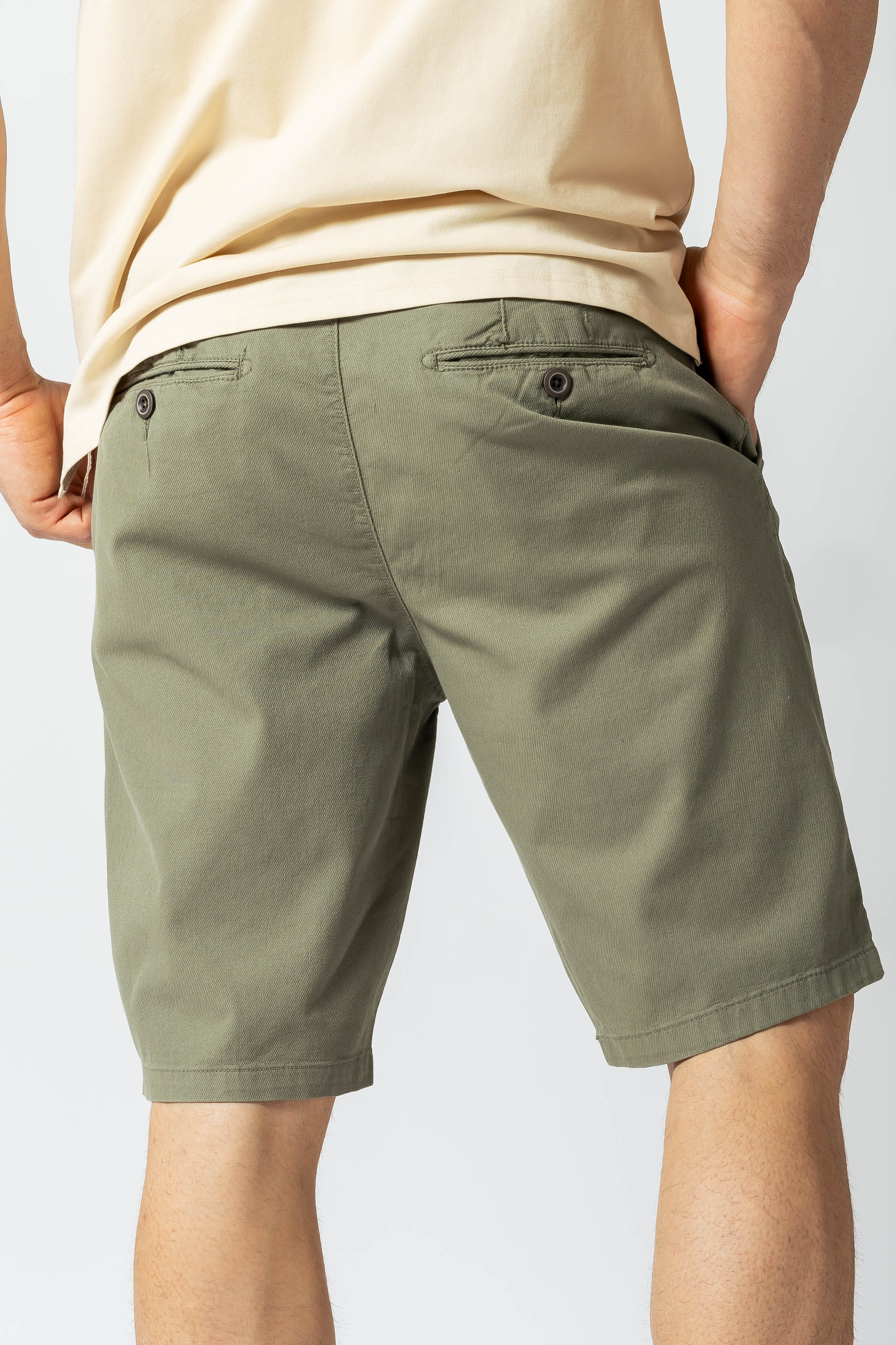 Bermuda con trama |Colore:Verde