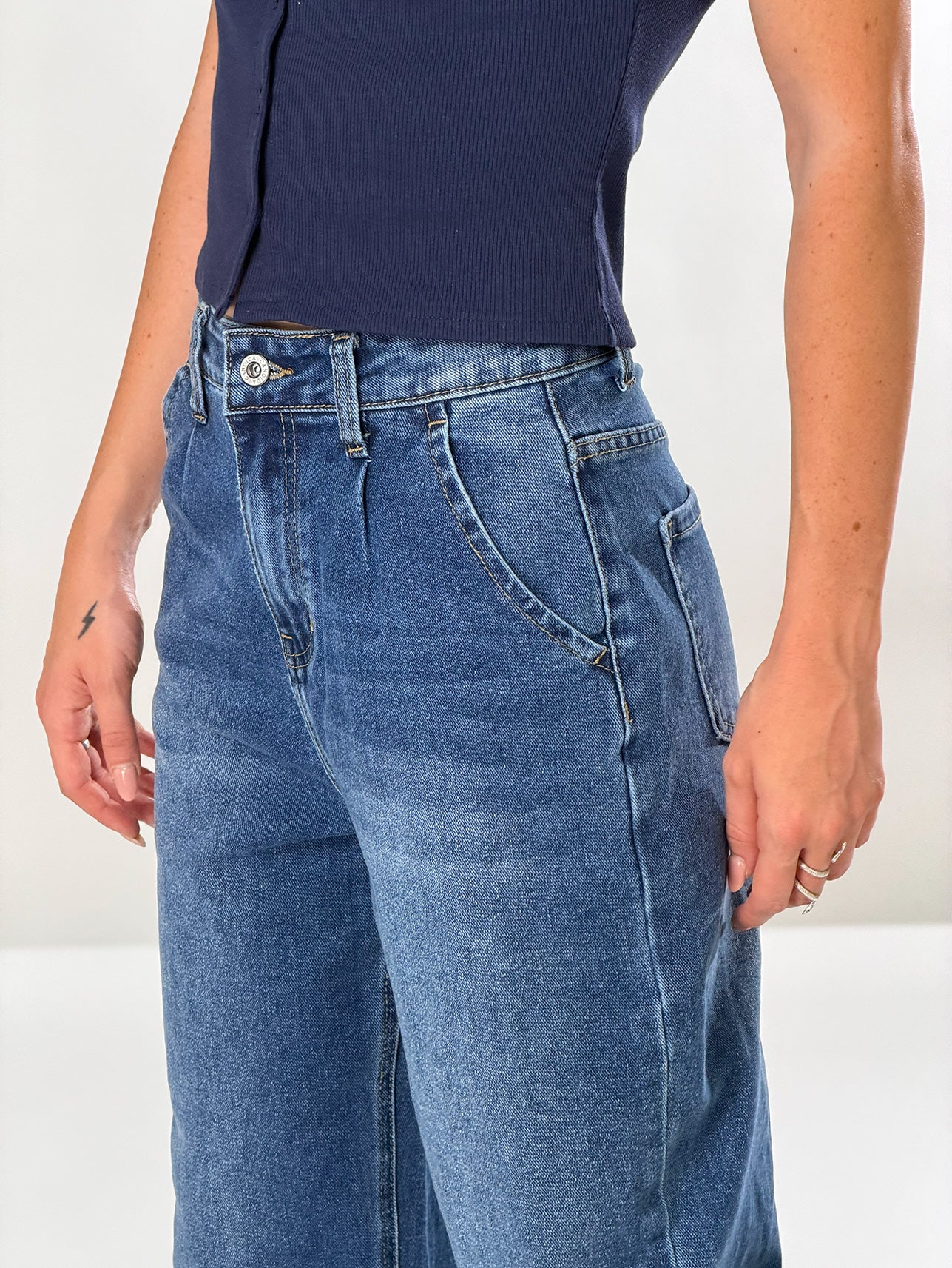 Jeans mom fit|Colore:Blu sbiancato