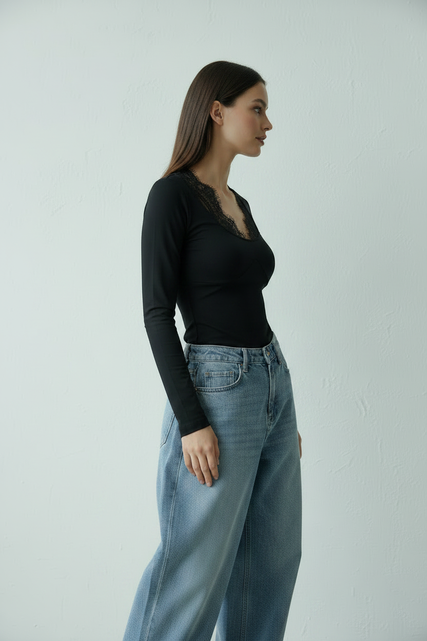 Maglia con inserti in pizzo|Colore:Nero