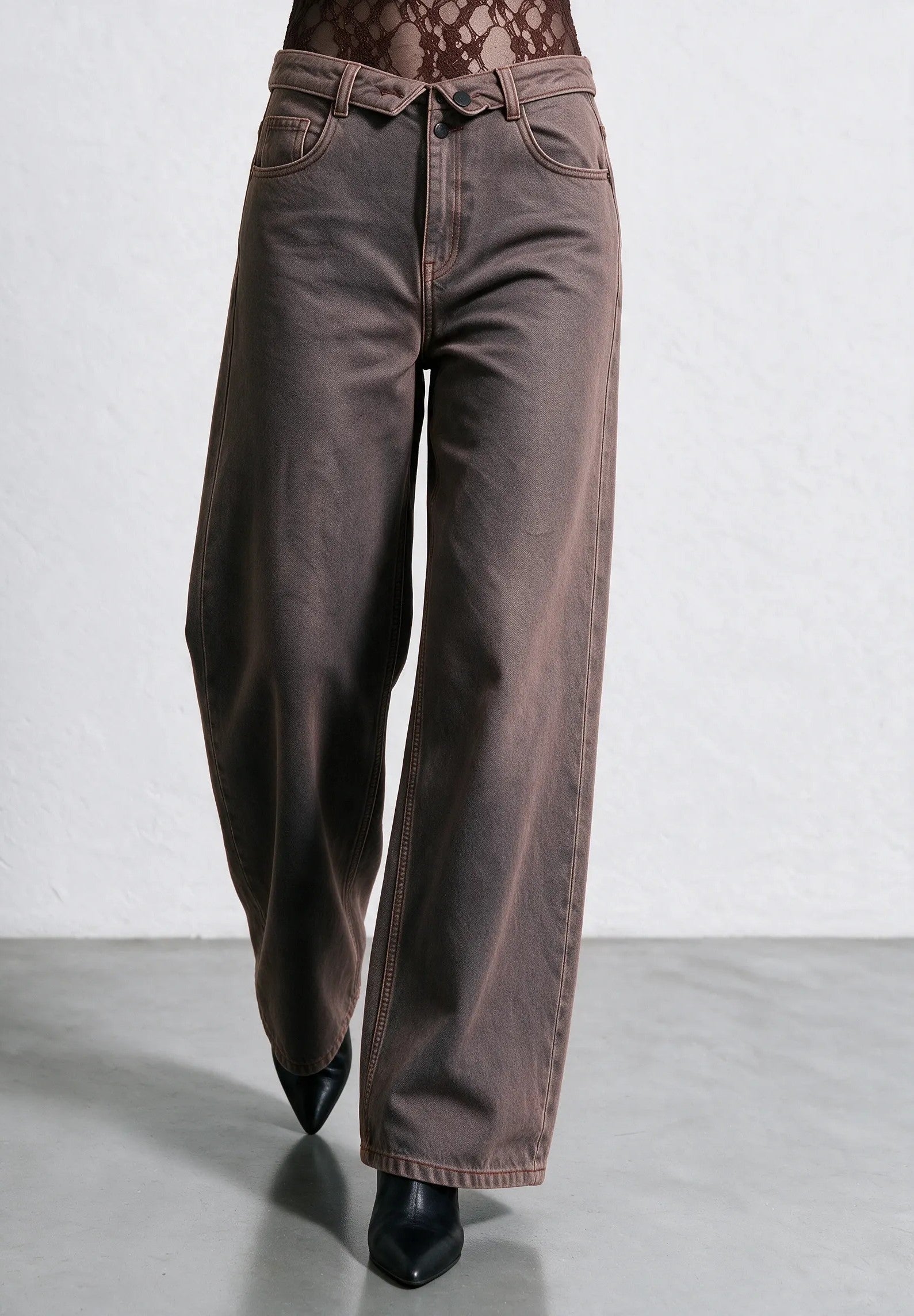 Jeans Wide Leg con chiusura a risvolto|Colore:Sabbia