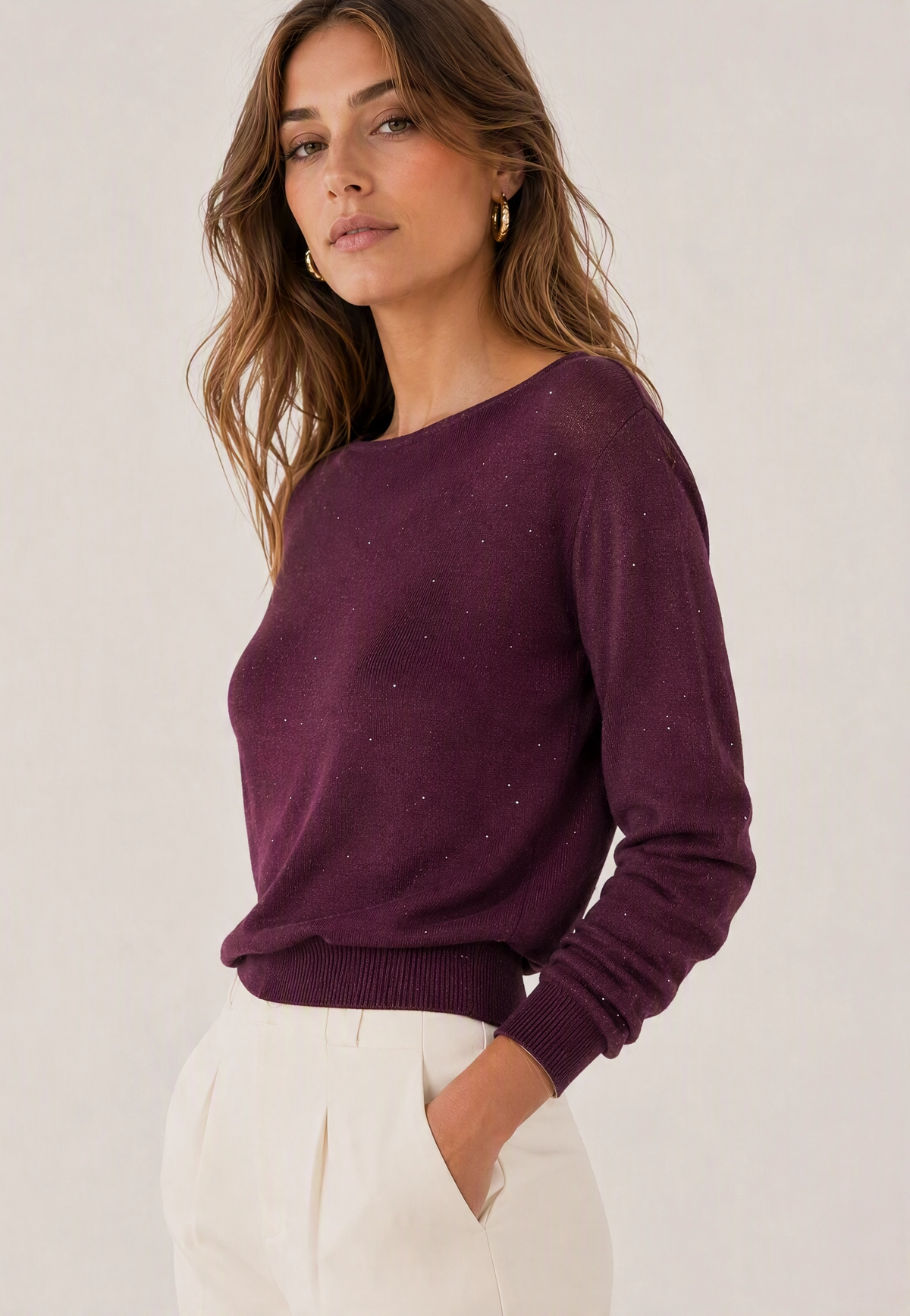 Maglia scollo a barchetta con micro paillettes |Colore:Burgundy