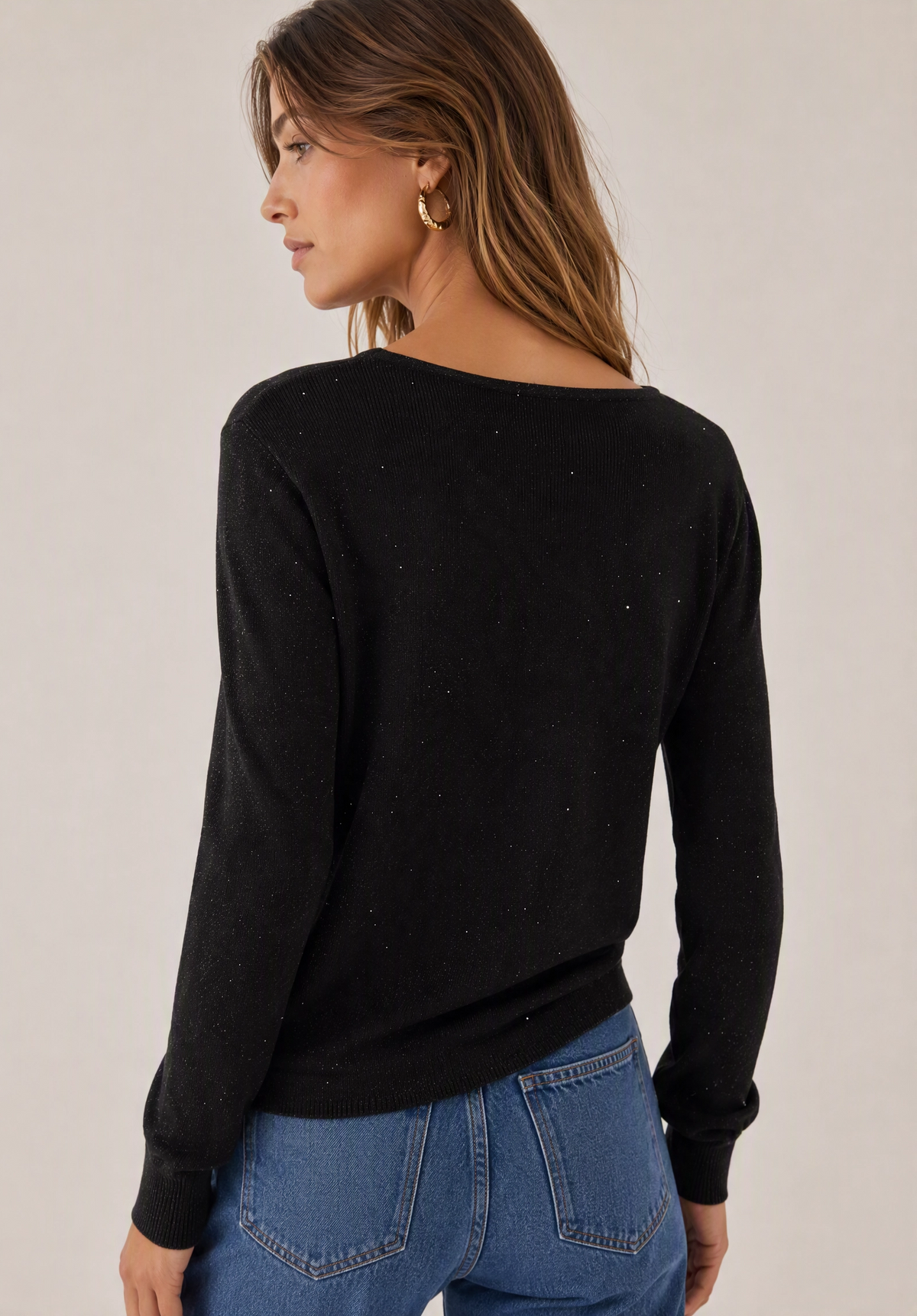Maglia scollo a barchetta con micro paillettes |Colore:Nero