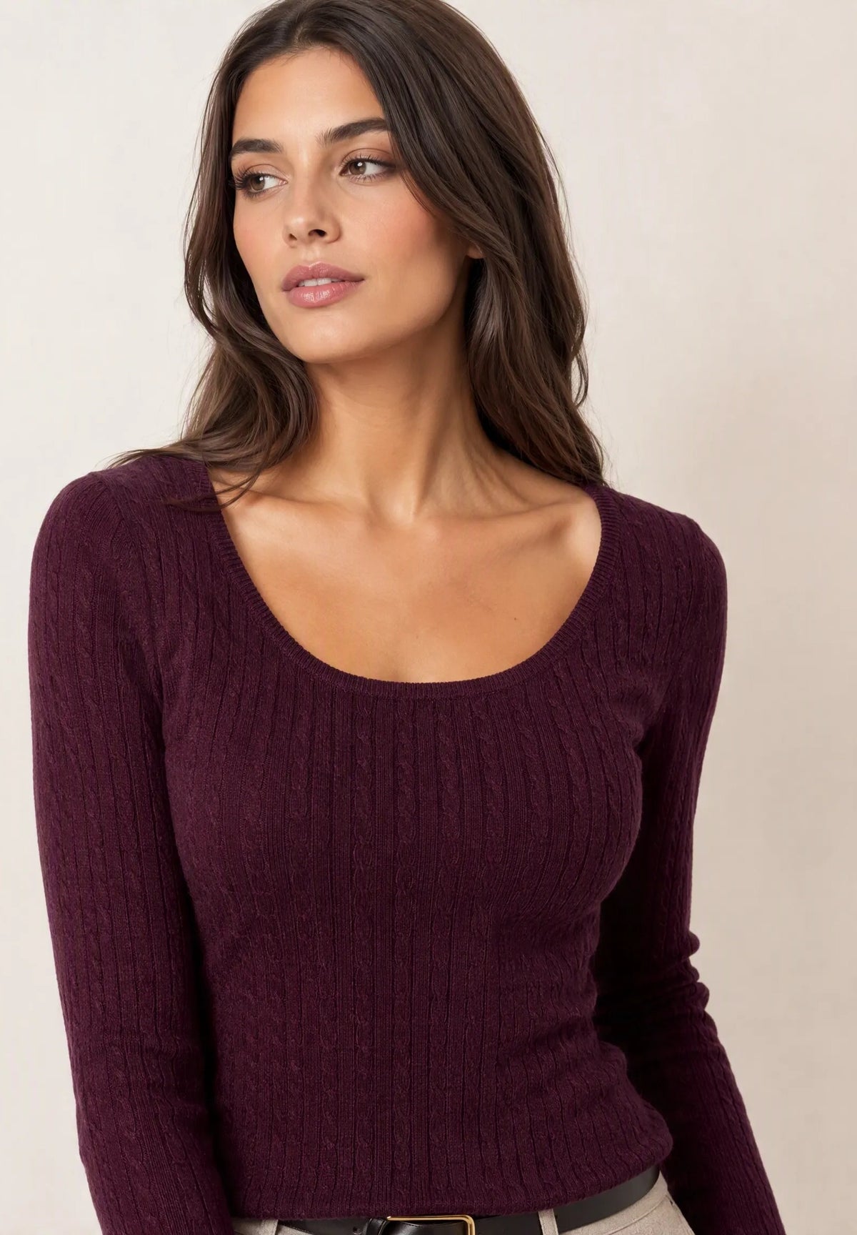 Maglia scollo a U con lavorazione a trecce|Colore:Burgundy