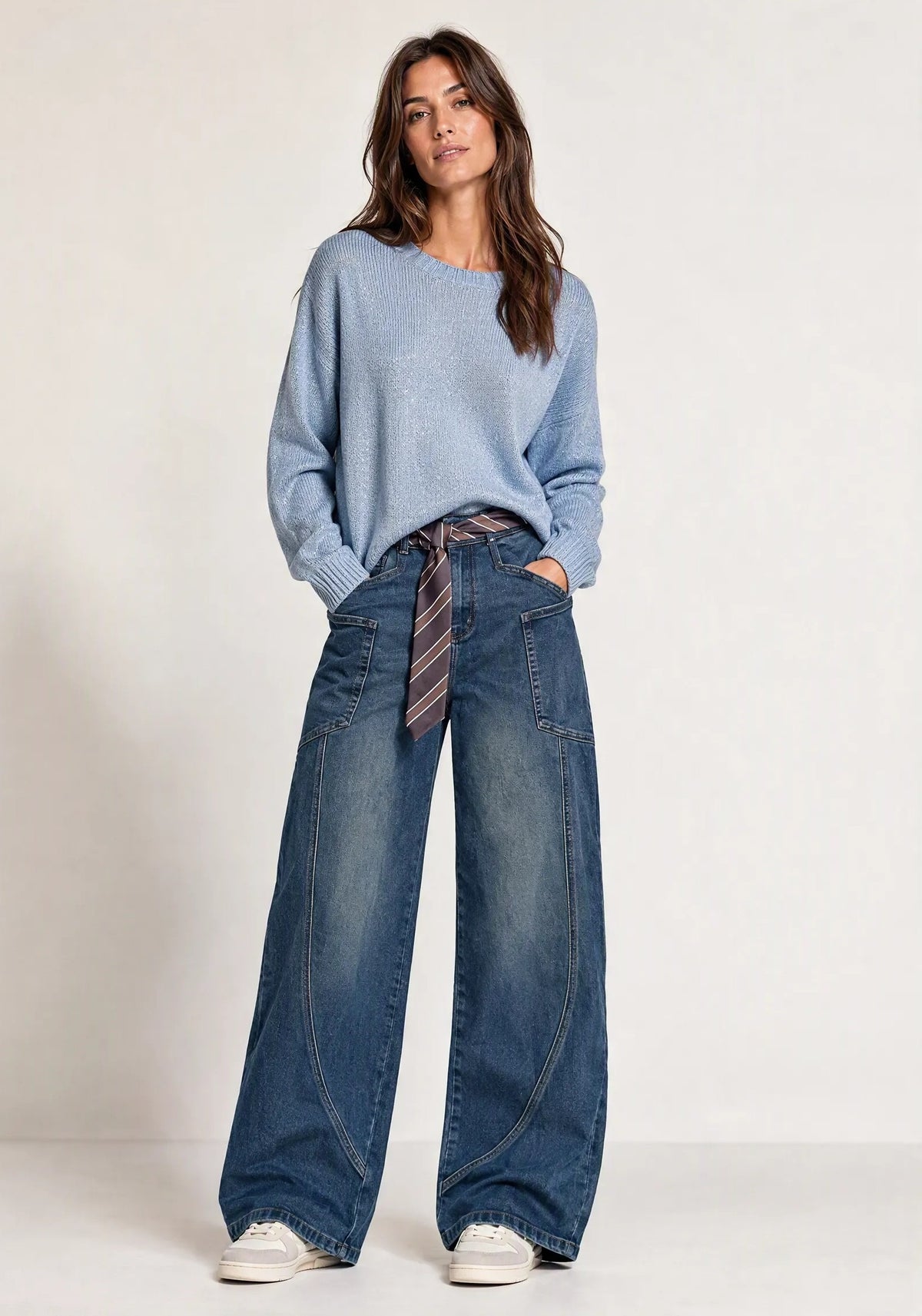 Maglia girocollo con micro-pailettes|Colore:Denim