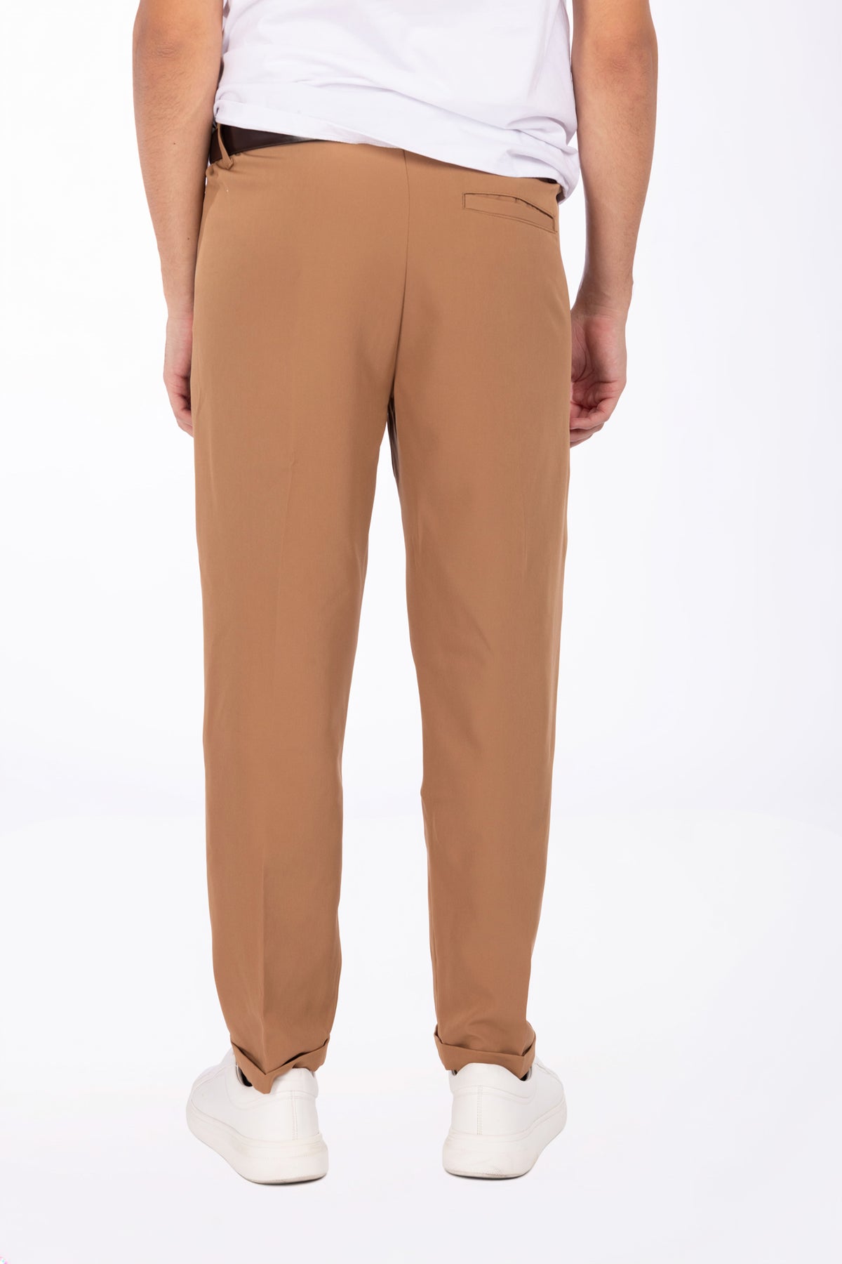 Pantalone con risvolto e pinces|Colore:Cammello