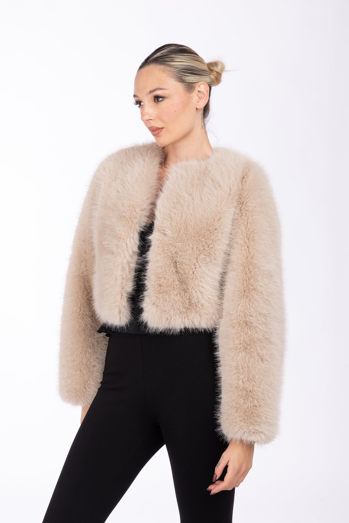 Giacca cropped effetto pelliccia|Colore:Beige melange