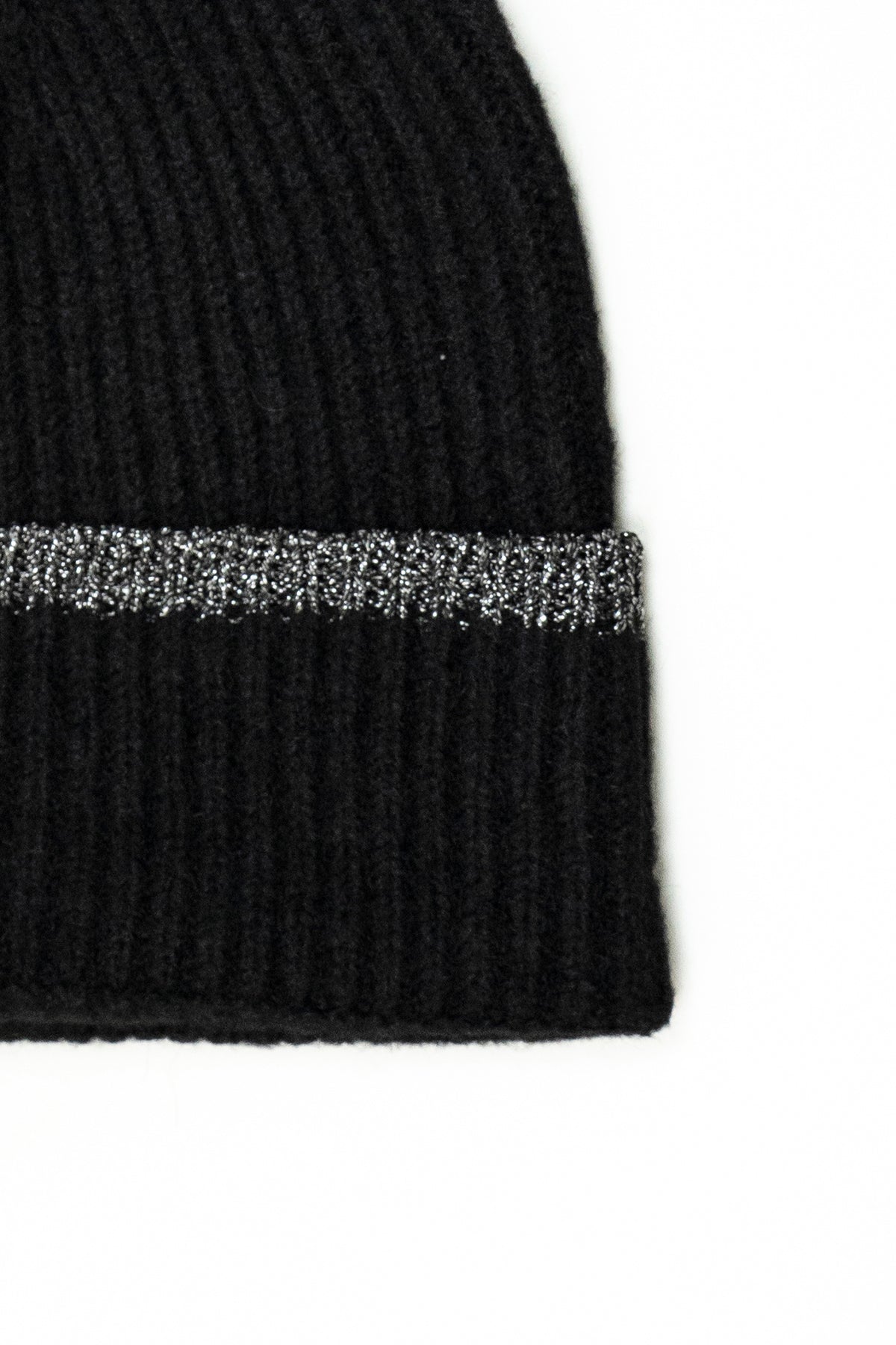Berretto con risvolto e dettaglio lurex|Colore:Nero