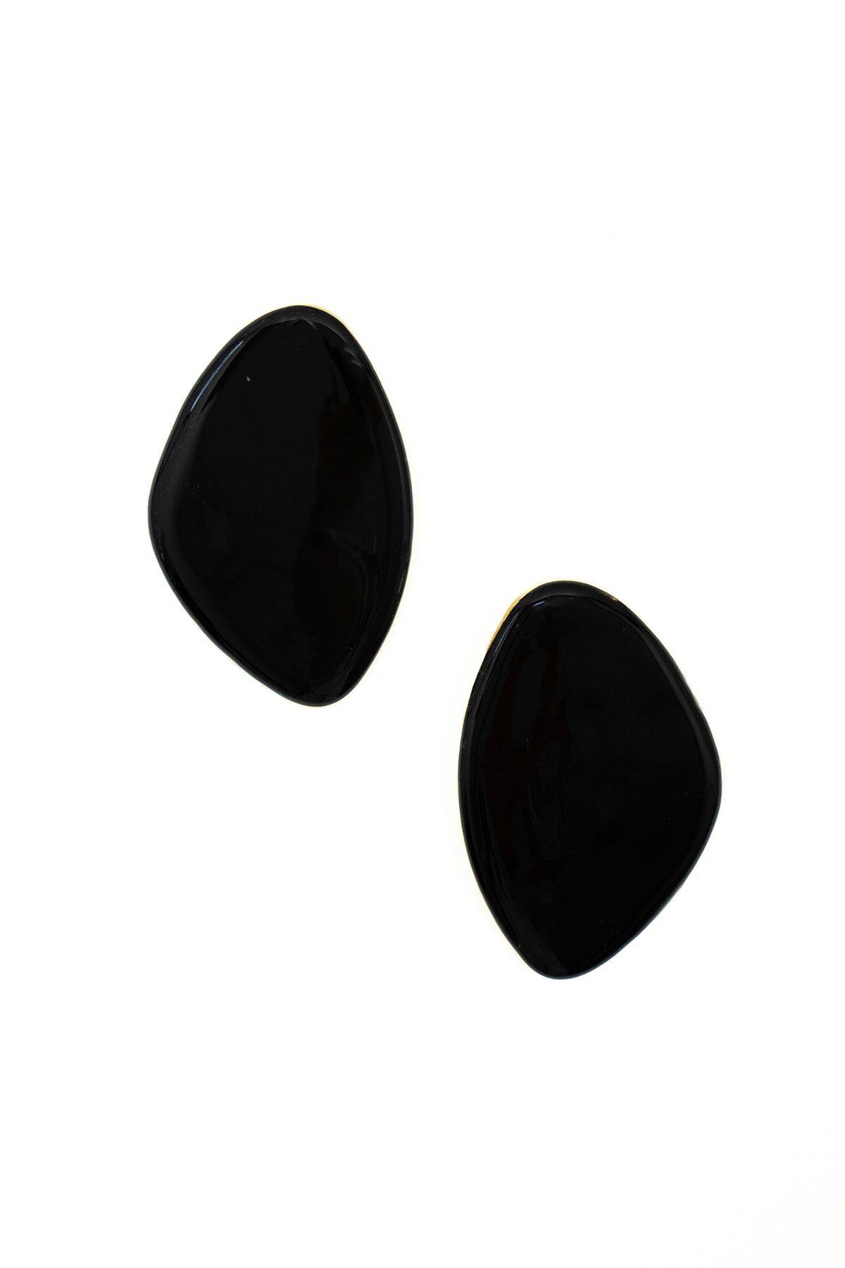 Orecchino forma irregolare|Colore:Nero