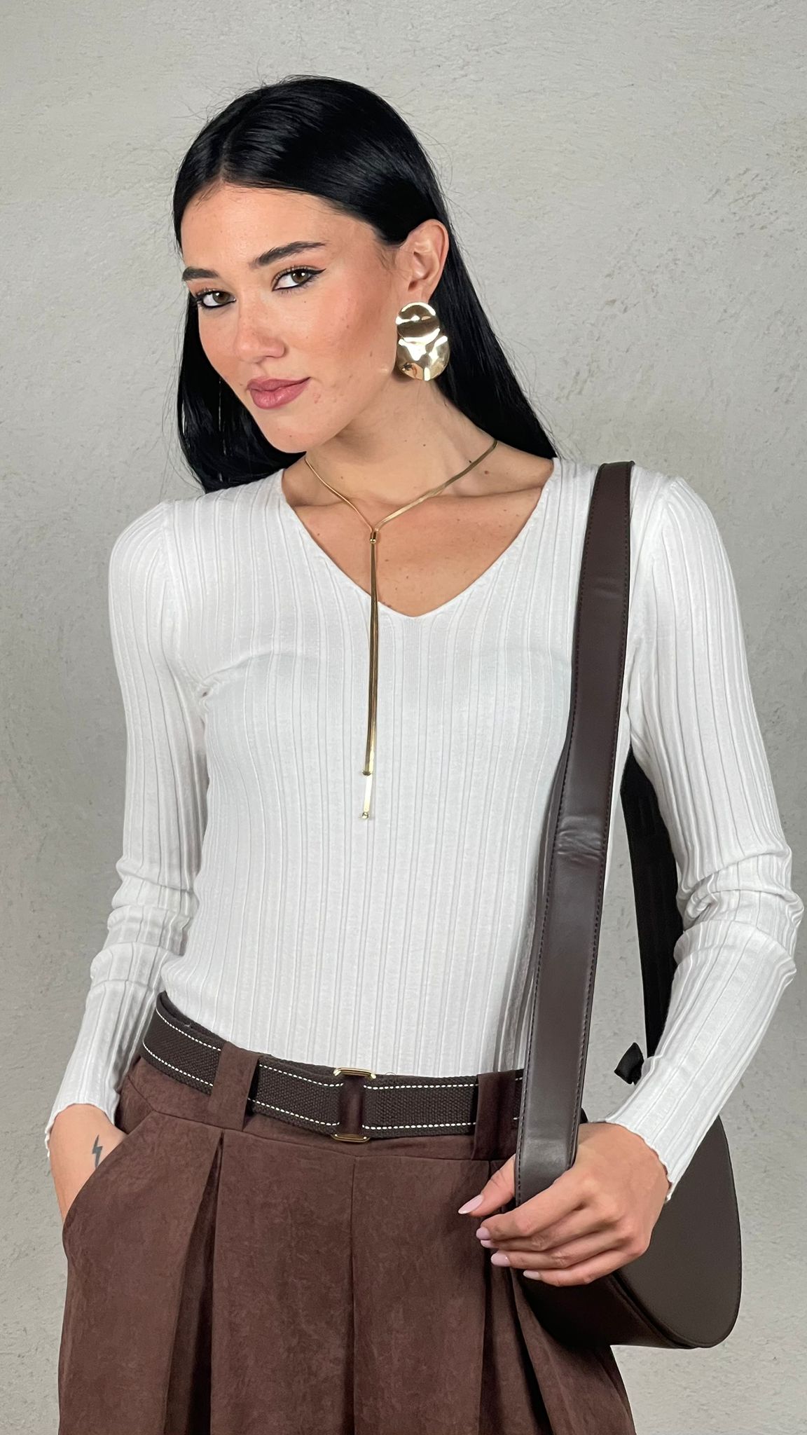 Maglia Scollo V costina