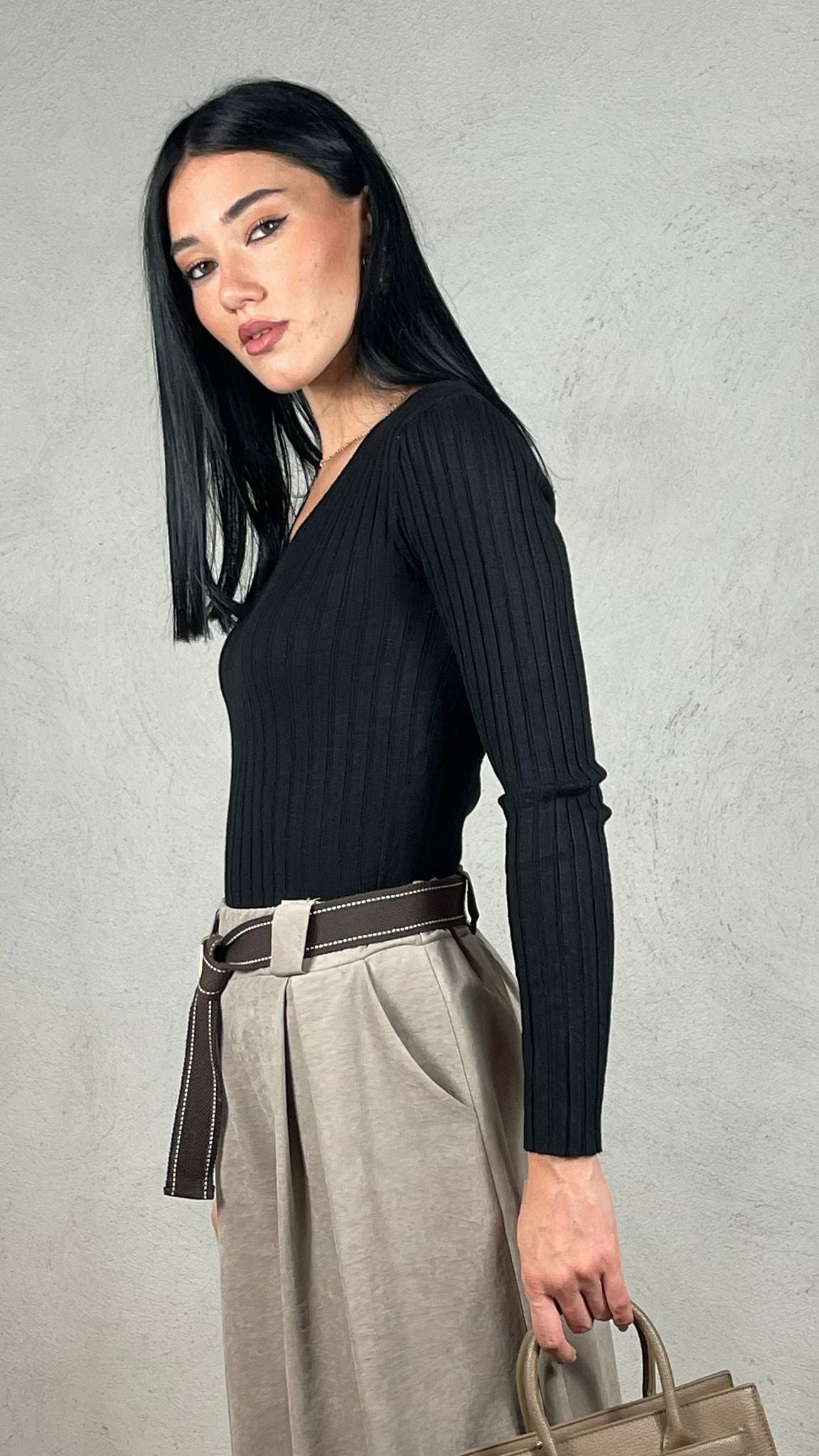 Maglia Scollo V costina