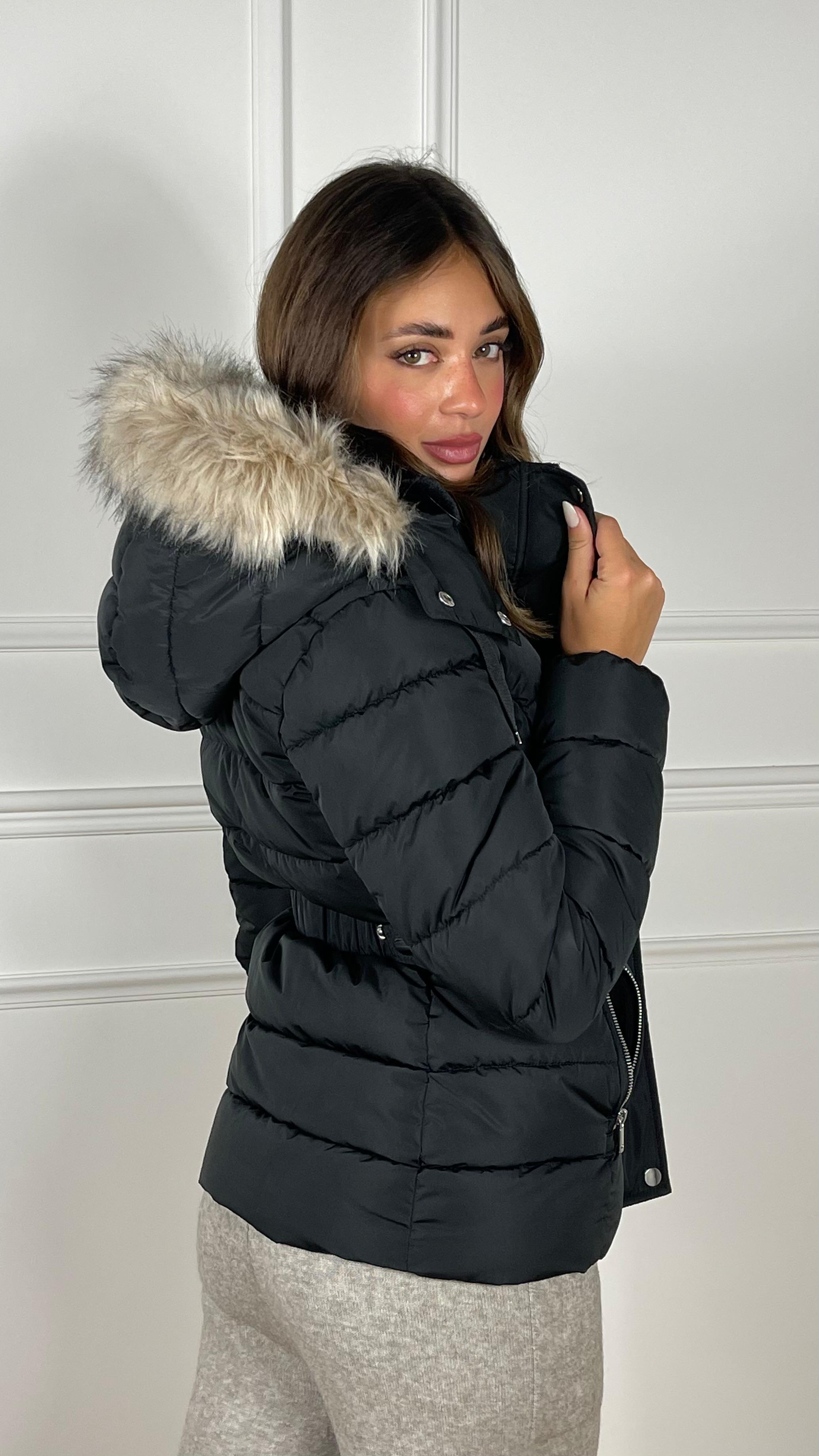 Piumino con Cappuccio effetto pelliccia