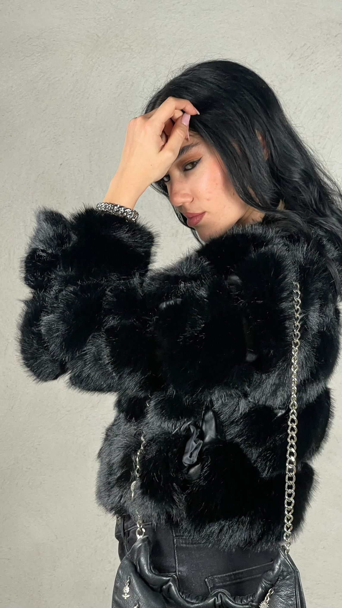 Giacca corta effetto pelliccia