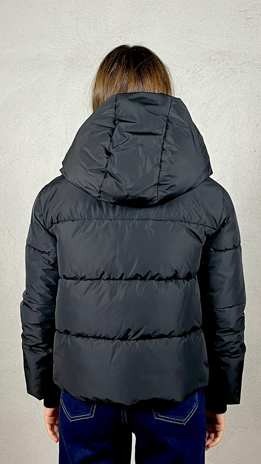 GIUBBOTTO CON CAPPUCCIO