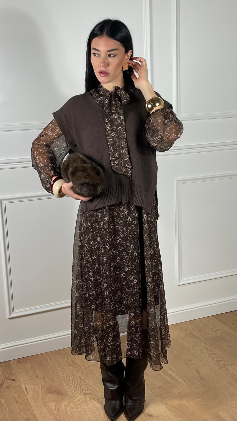 Gilet con spacchi laterali