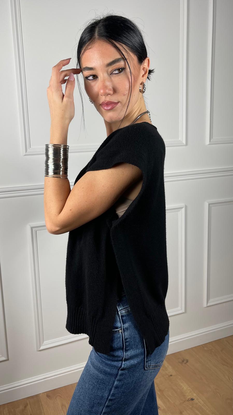 Gilet con spacchi laterali