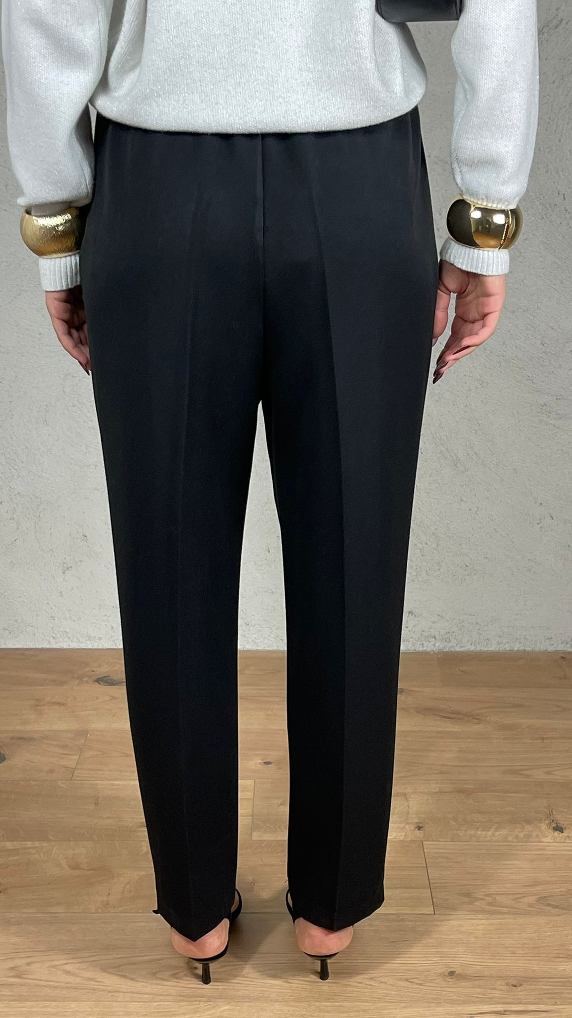 Pantalone con elastico in vita