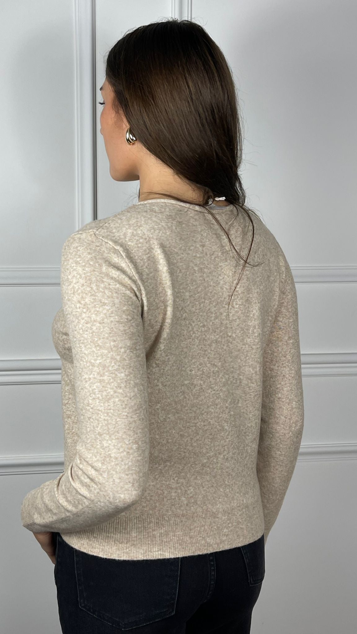 Maglia charms cuore scollo ovale