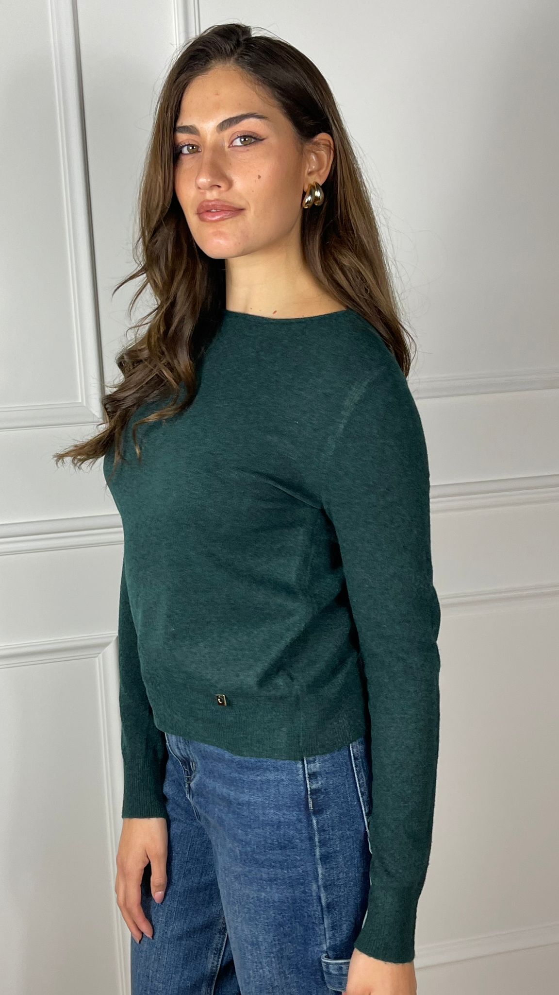 Maglia charms cuore scollo ovale