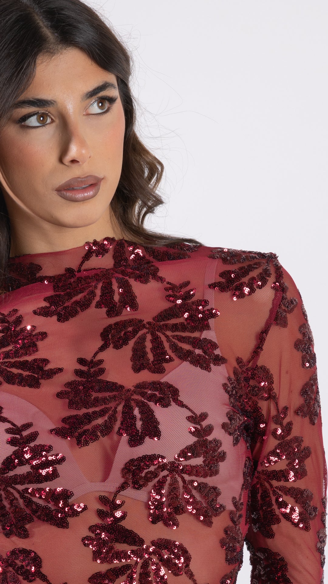 Maglia con applicazioni in paillettes