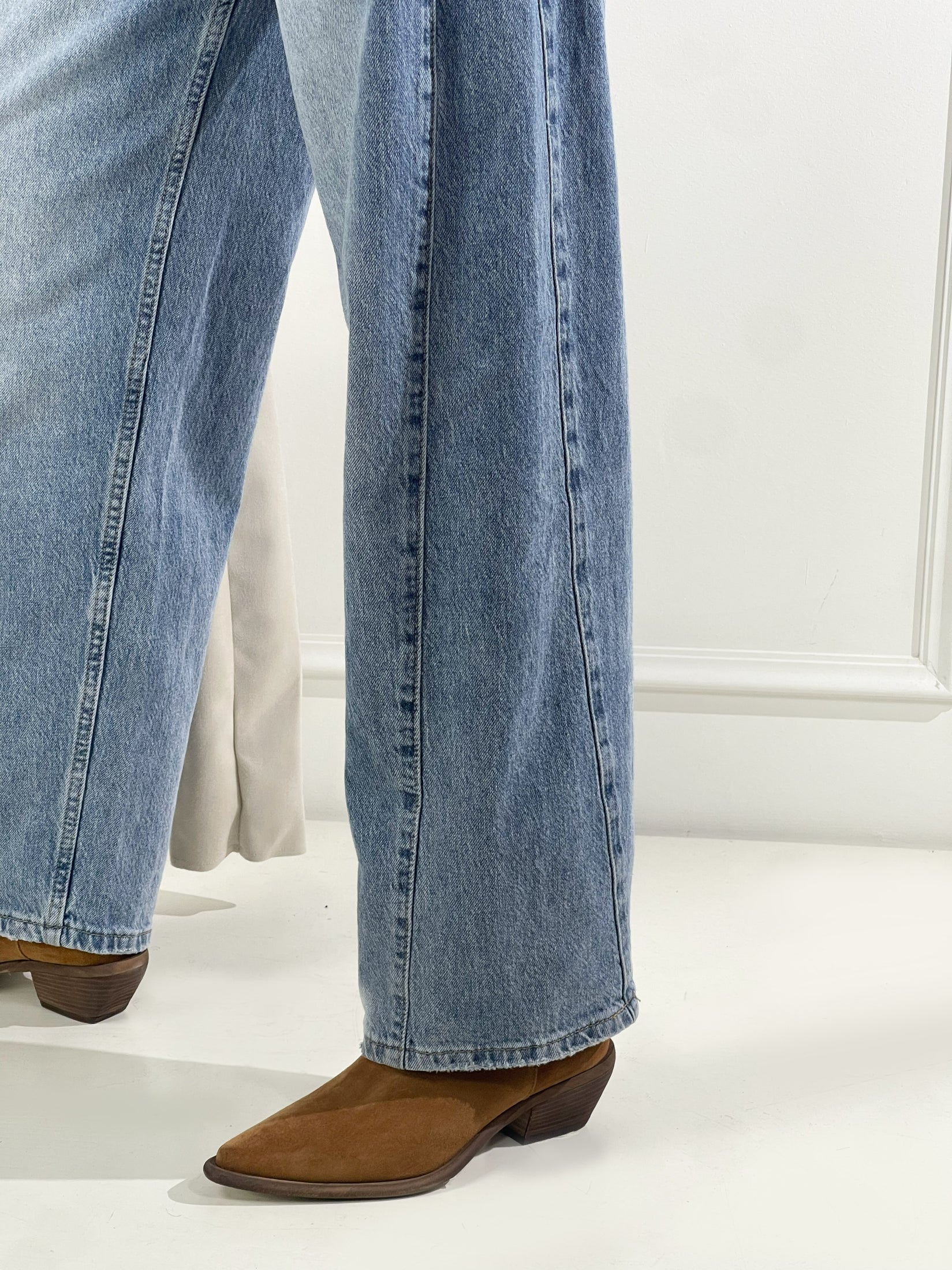 Jeans con cuciture laterali|Colore:Jeans