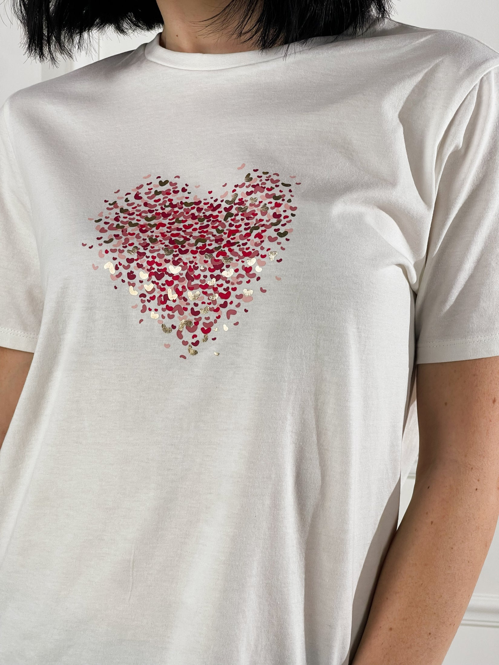 T-Shirt micro cuoricini|Colore:Bianco latte