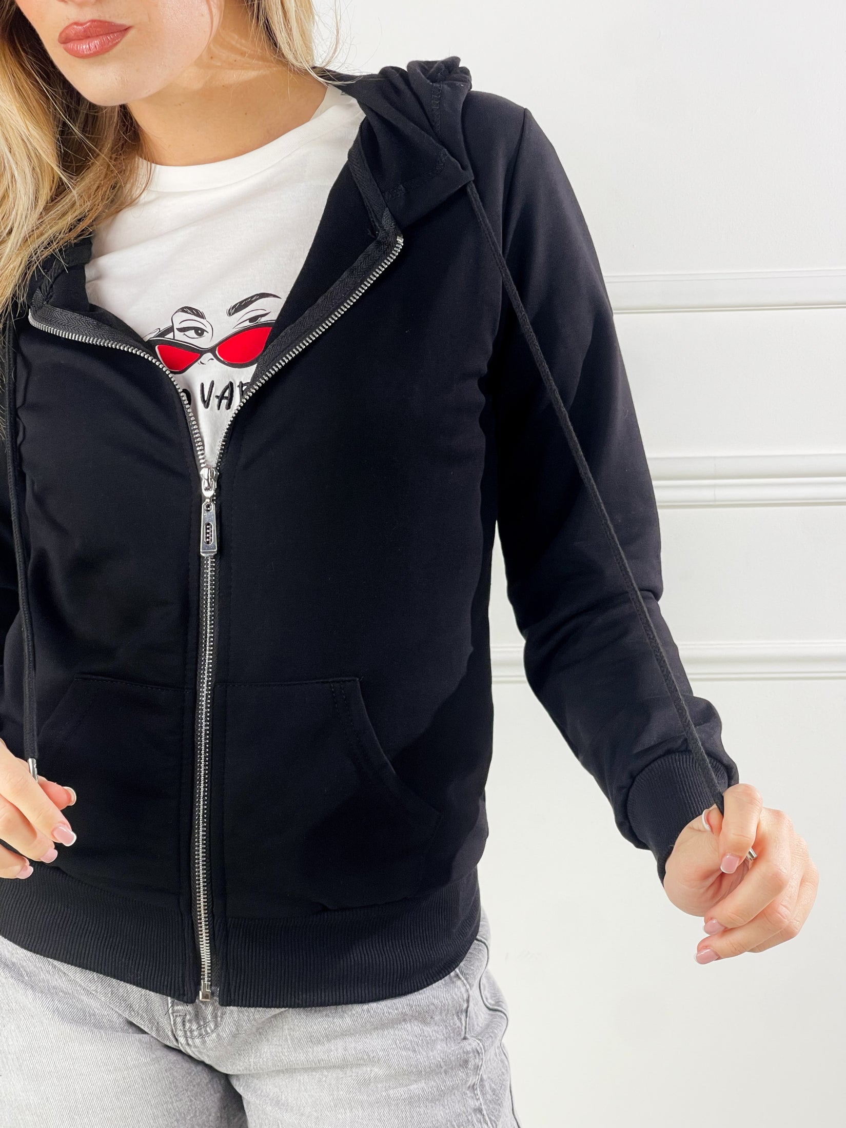 felpa Basic con cappuccio e zip|Colore:Nero