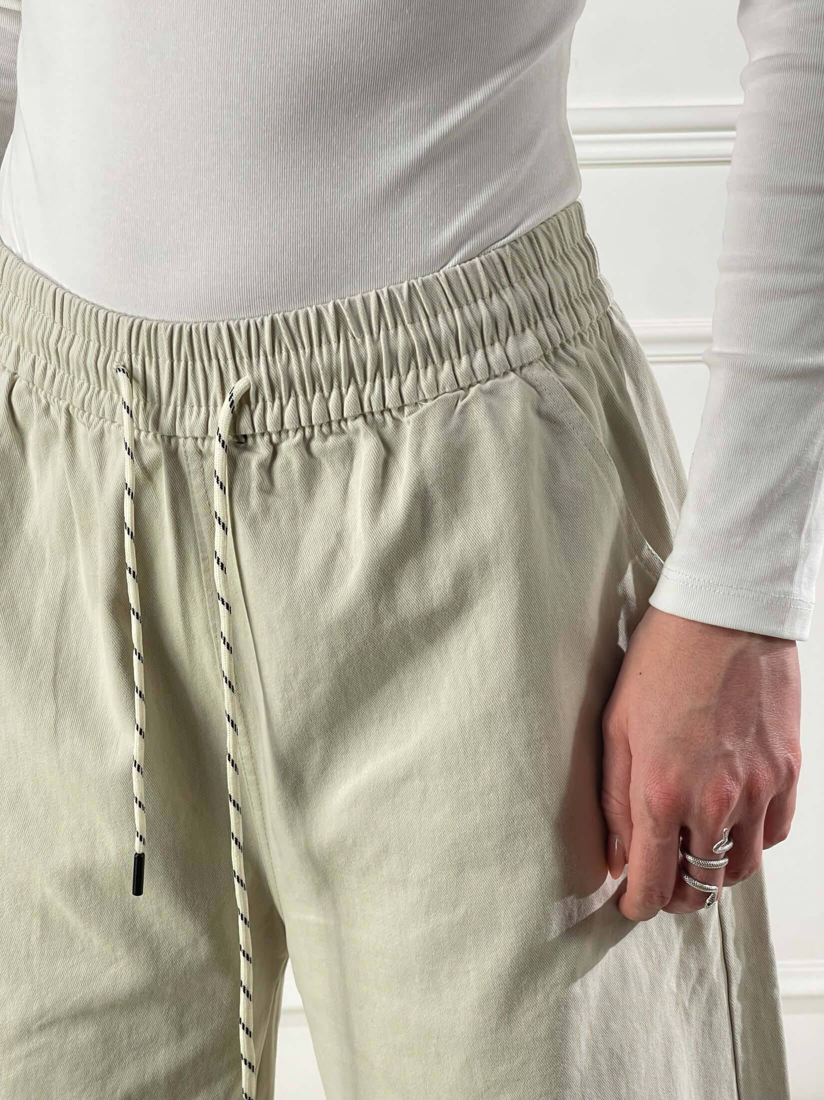Pantalone Secrets Chinos|Colore:Beige chiaro