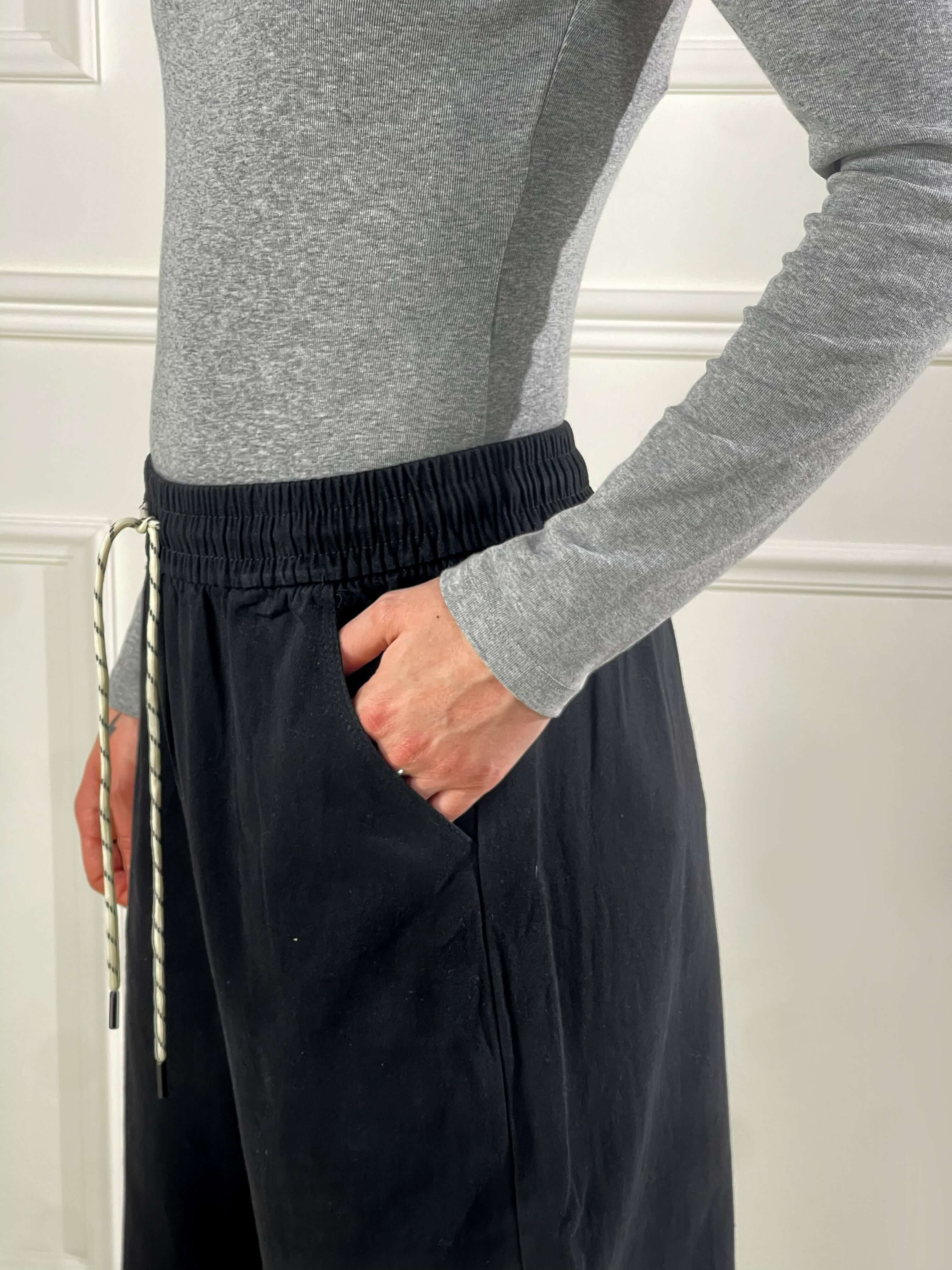 Pantalone Secrets Chinos|Colore:Nero