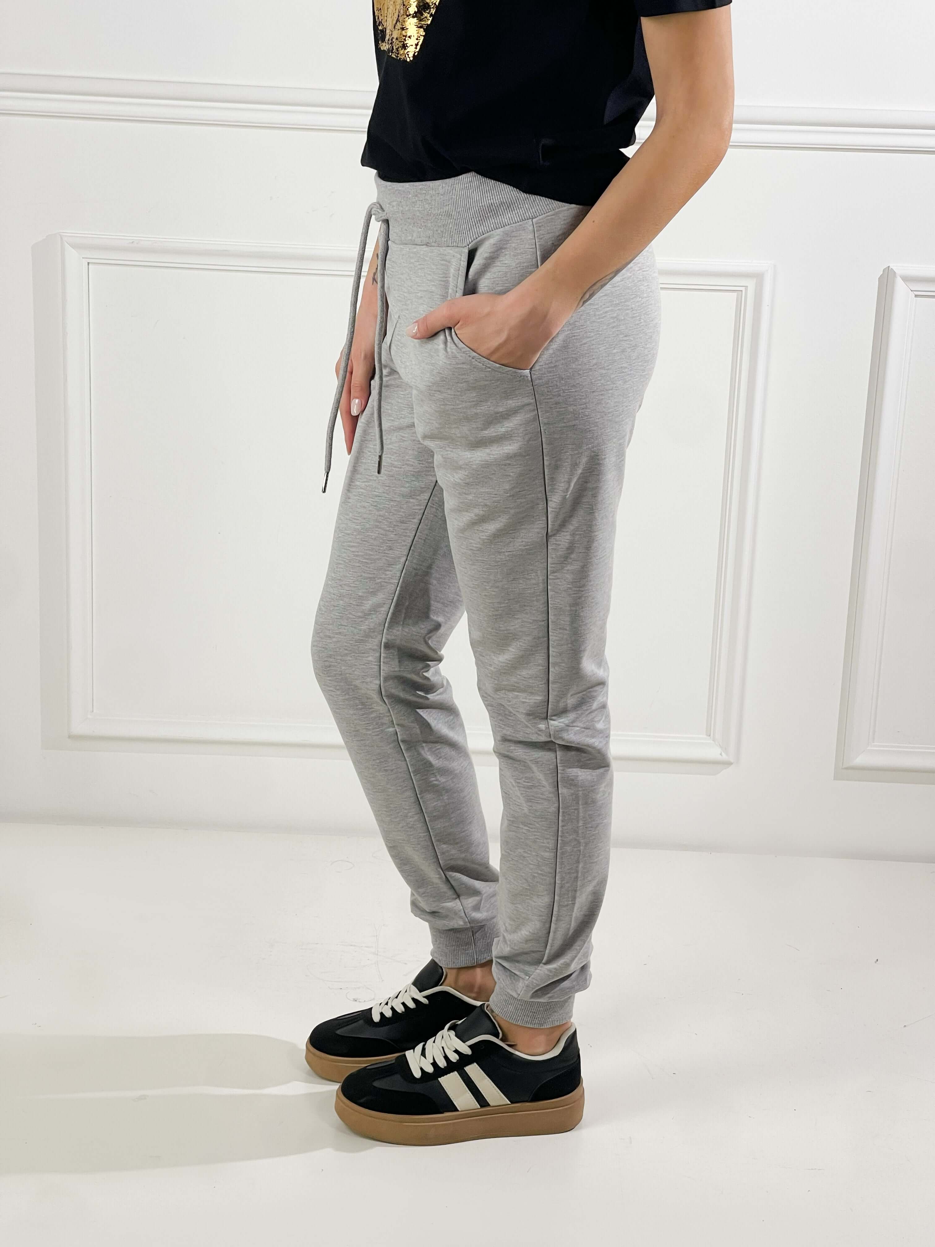 Pantalone in felpa con elastico alla caviglia|Colore:Grigio