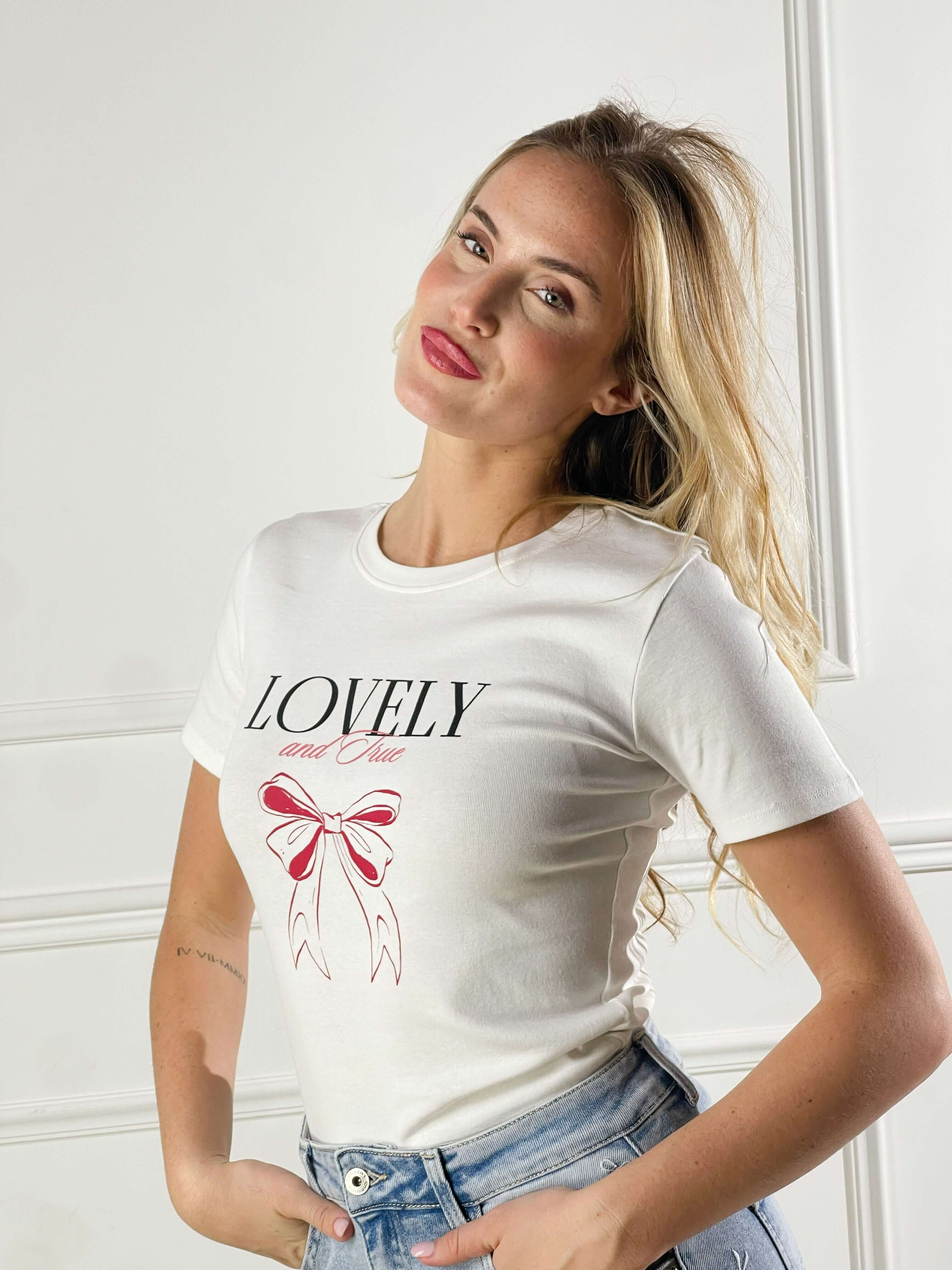 T-shirt Lovely|Colore:Bianco latte