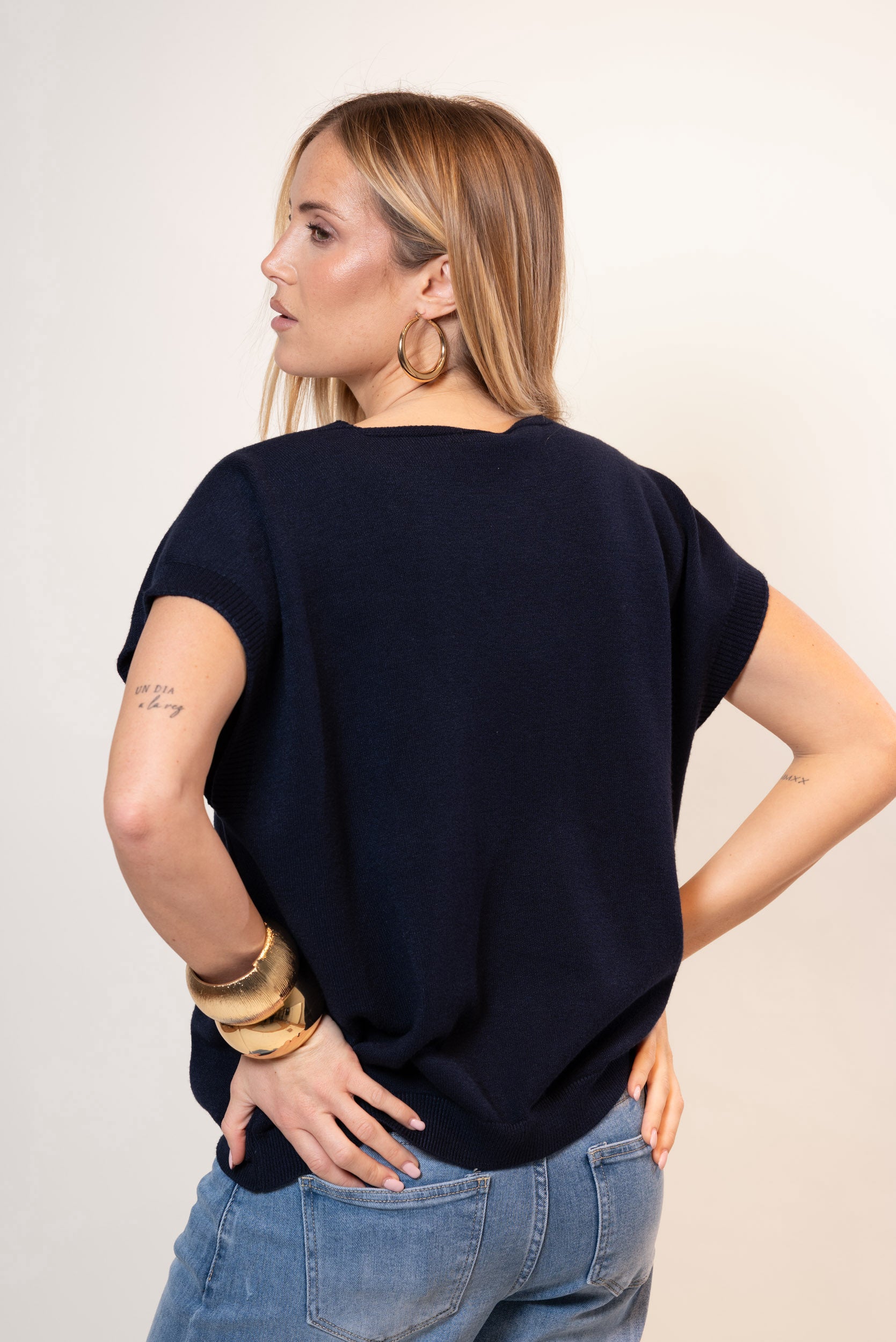 Maglia Smanicata scollo a V|Colore:Blu