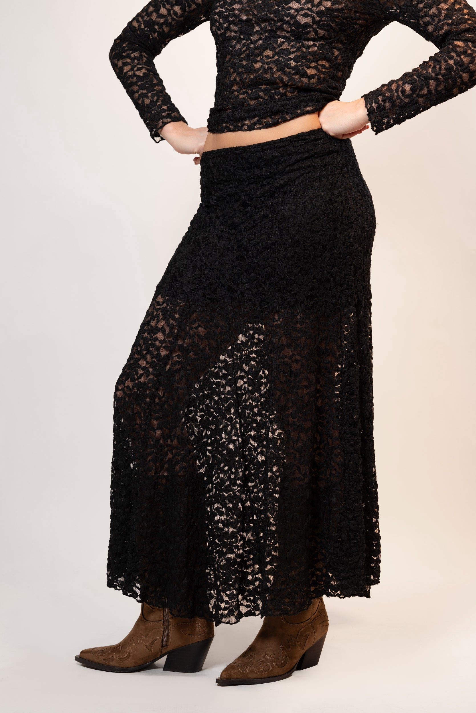 Gonna in pizzo floreale|Colore:Nero