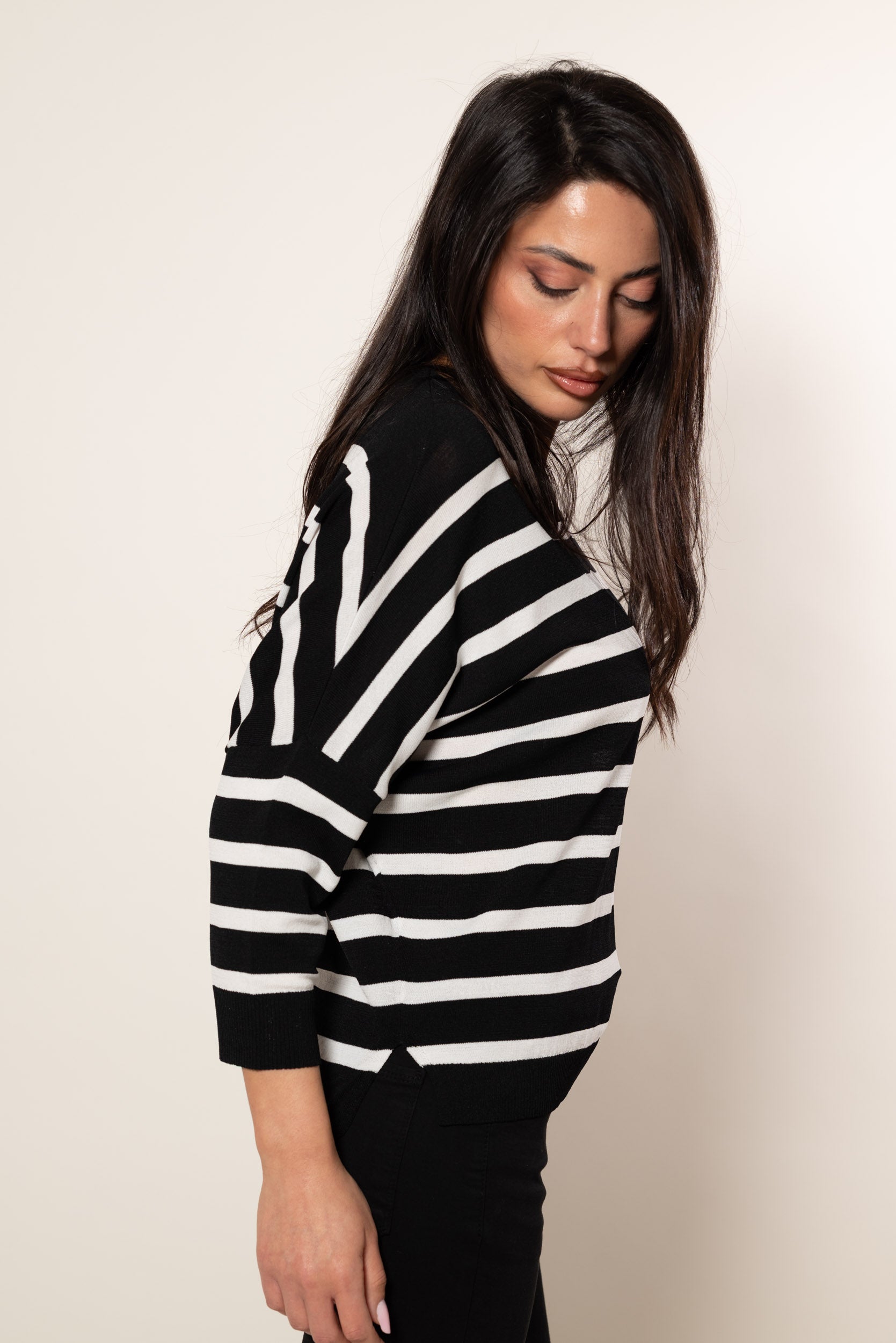 Maglia V Stripe|Colore:Nero