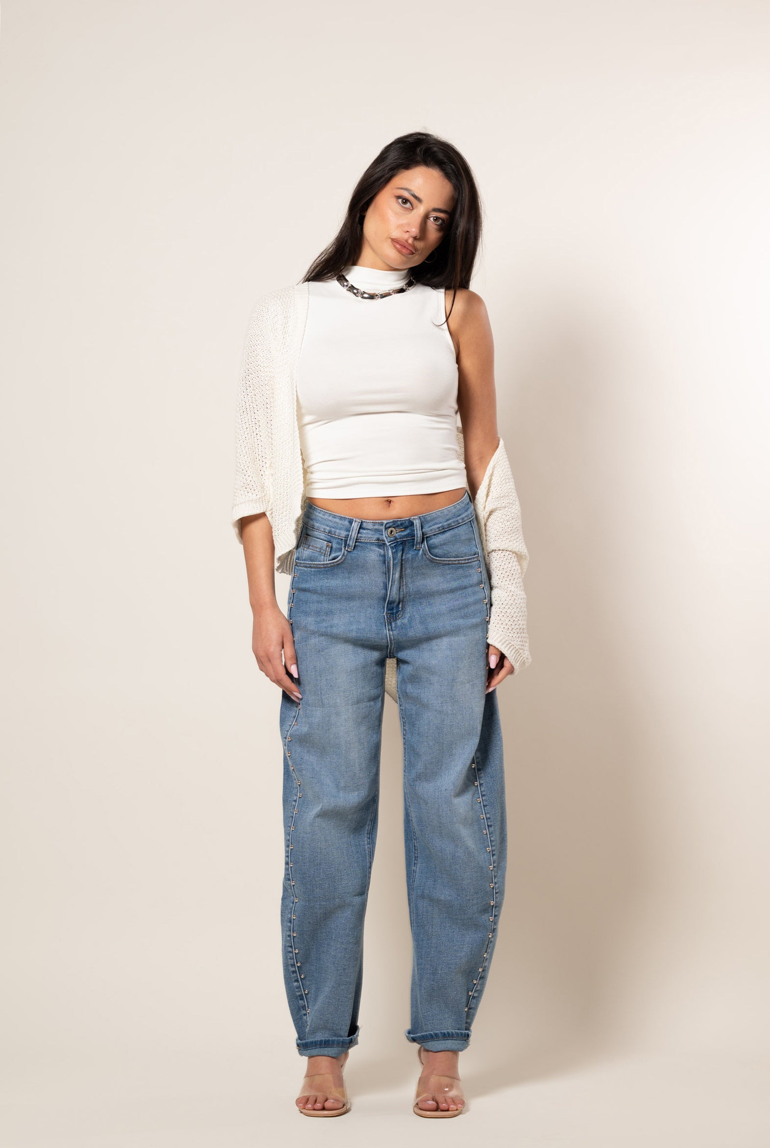 Jeans ballon con Borchie|Colore:Blu medio