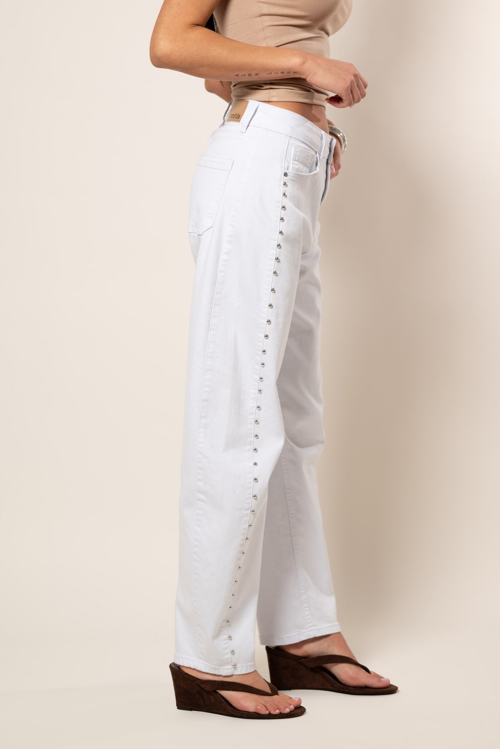 Jeans ballon con Borchie|Colore:Bianco
